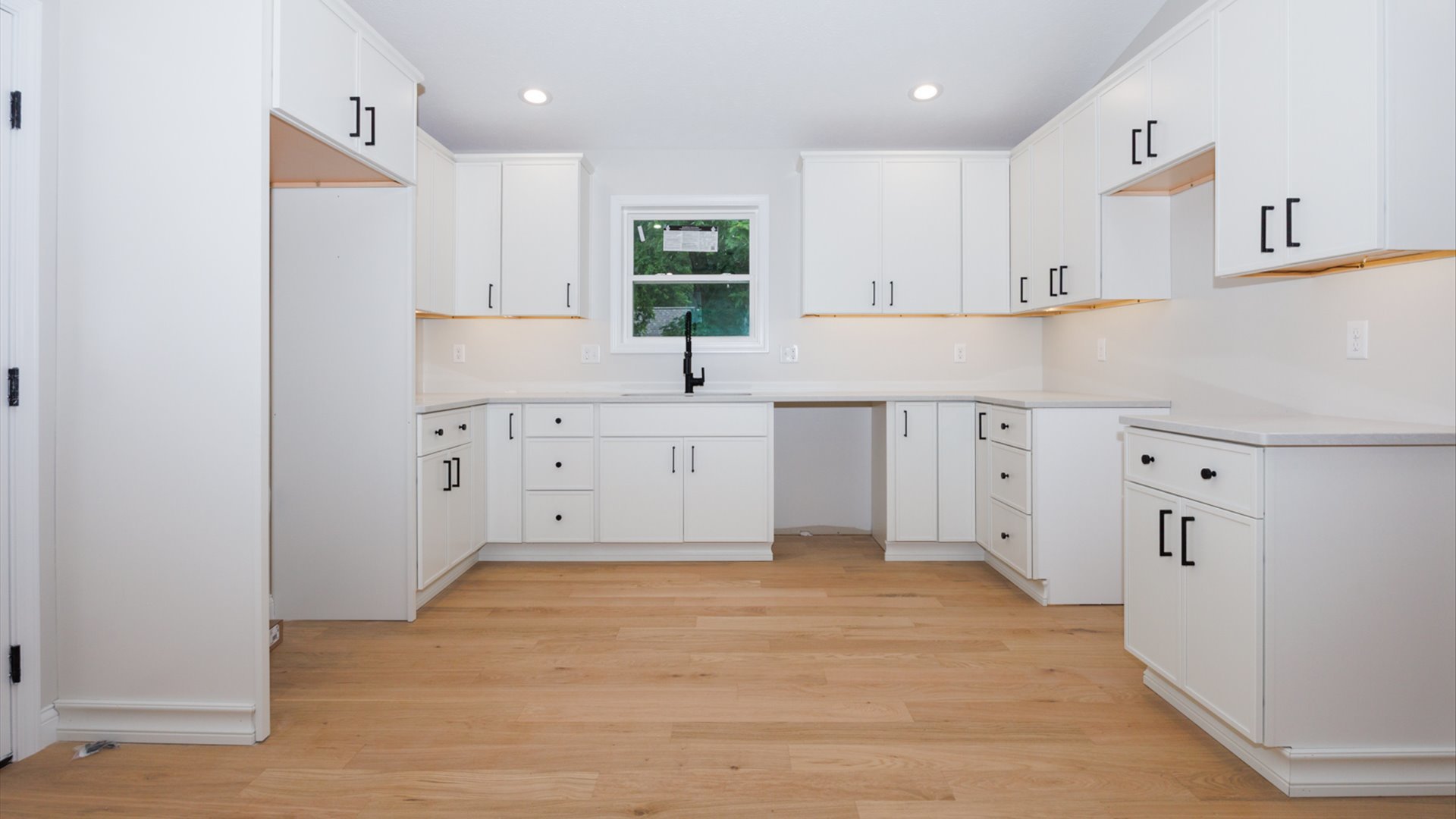 property viewer photo 5