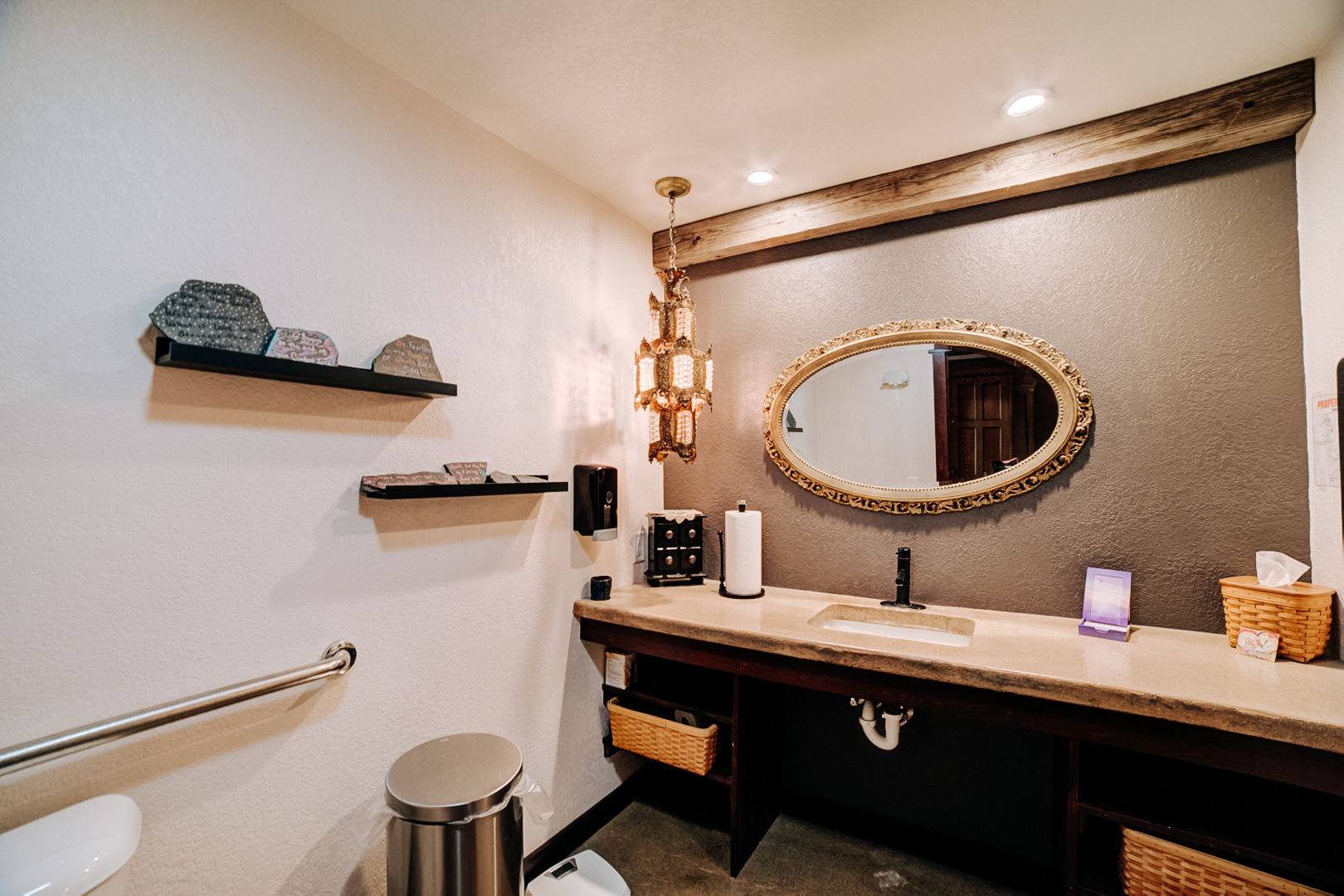main property photo 35