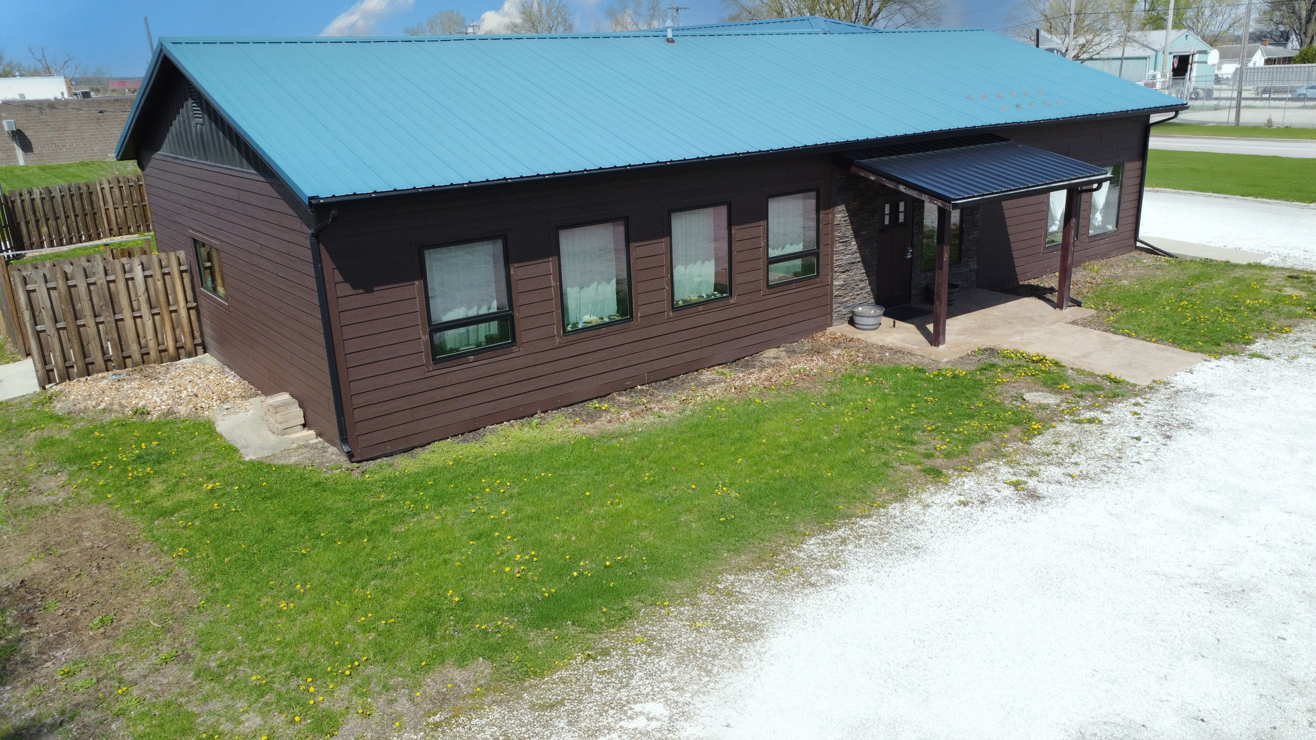 main property photo 7