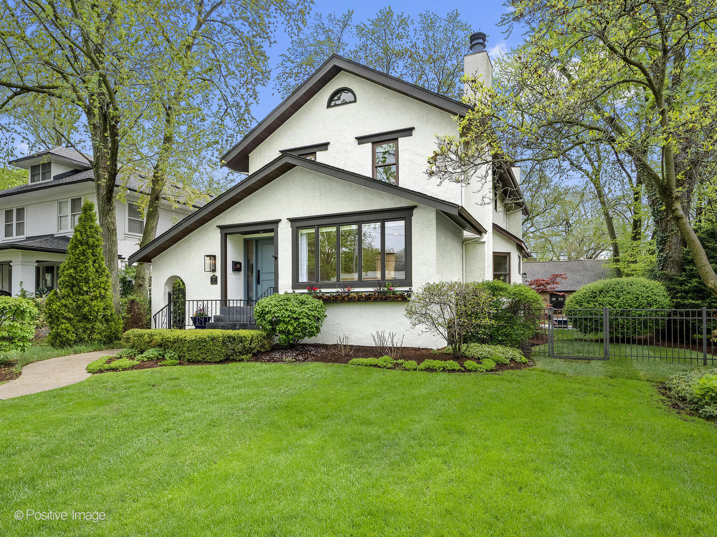 property viewer photo 1