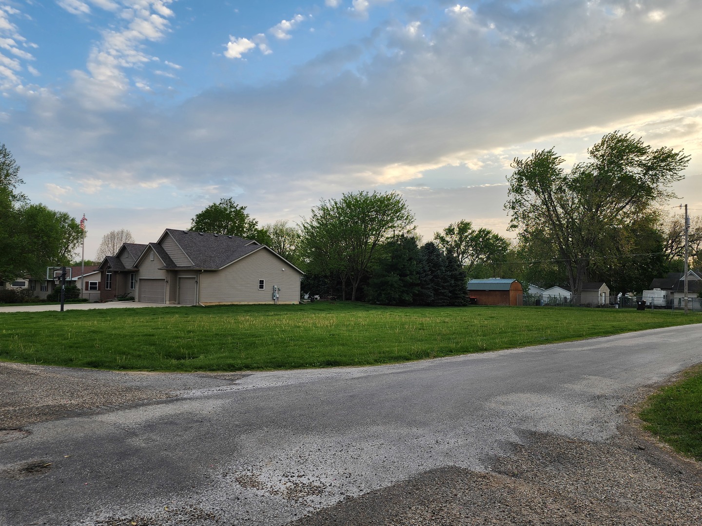 main property photo 3
