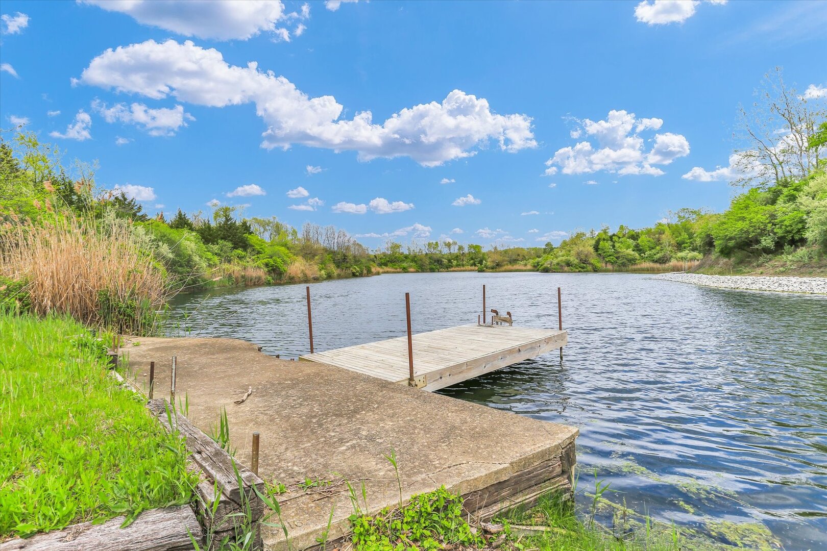 main property photo 21