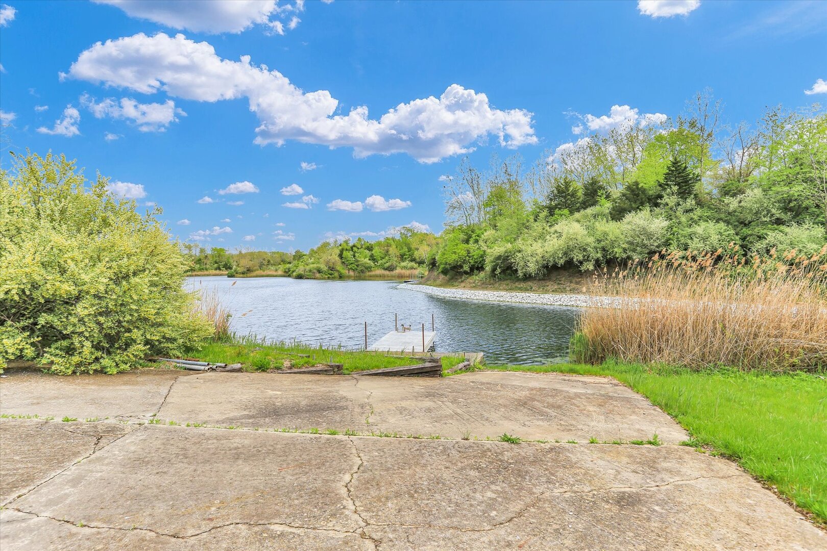 main property photo 22