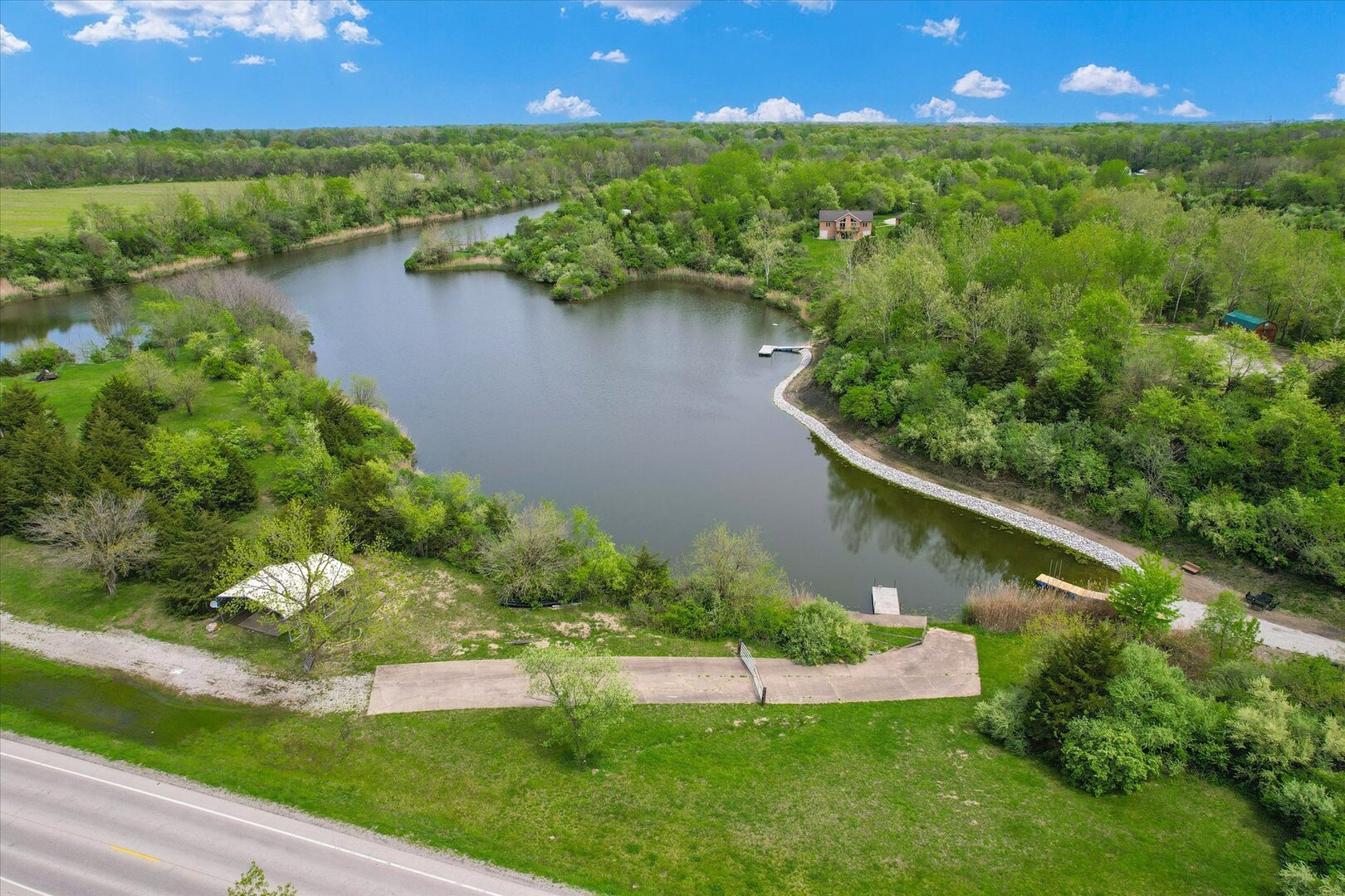 main property photo 29