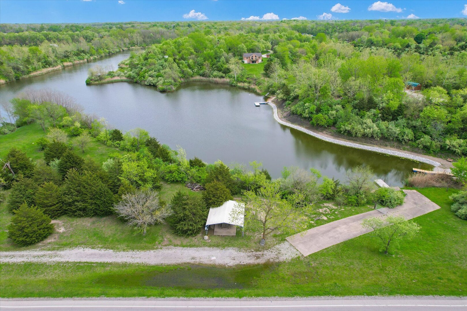 main property photo 34