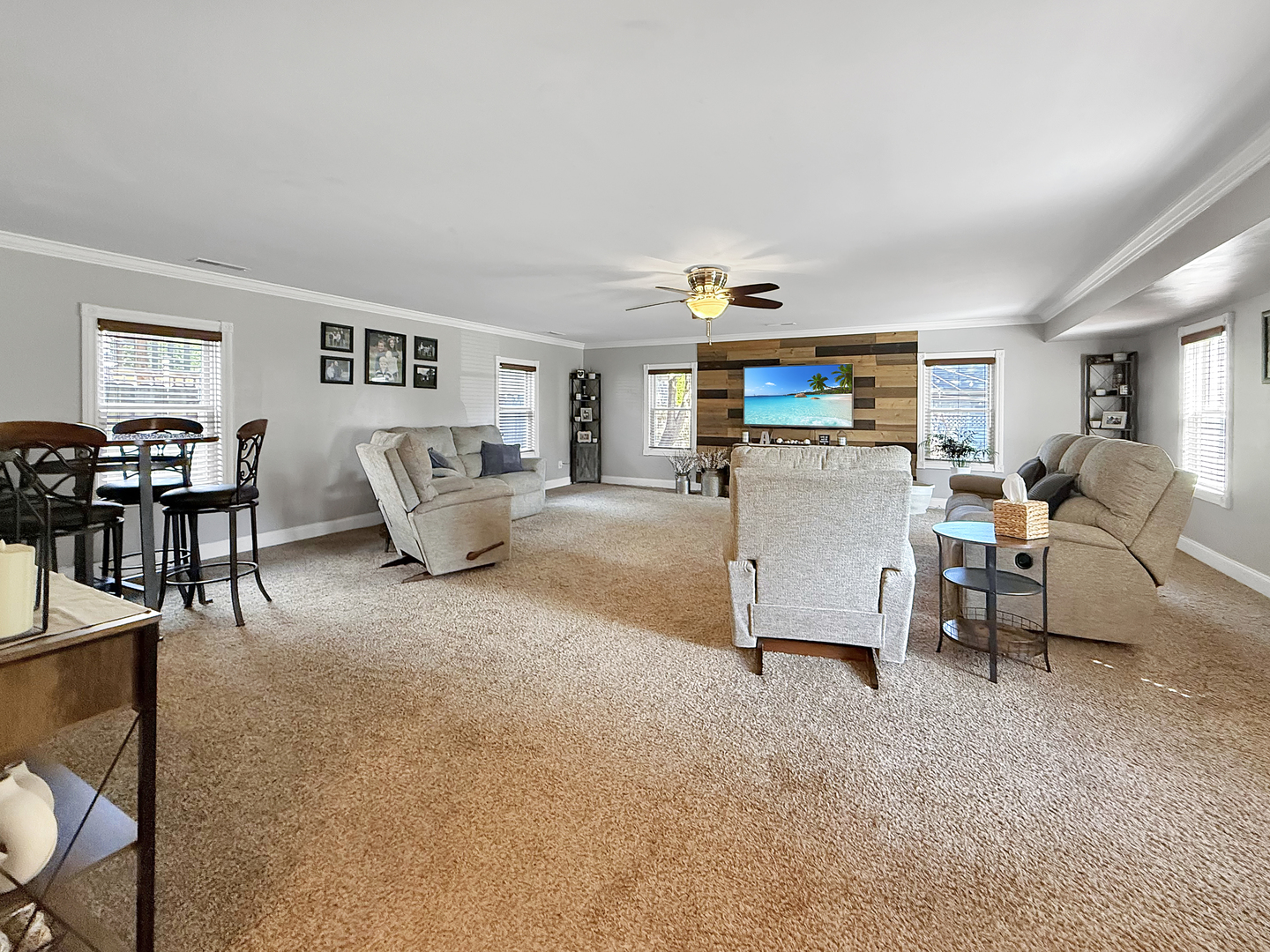 property viewer photo 13