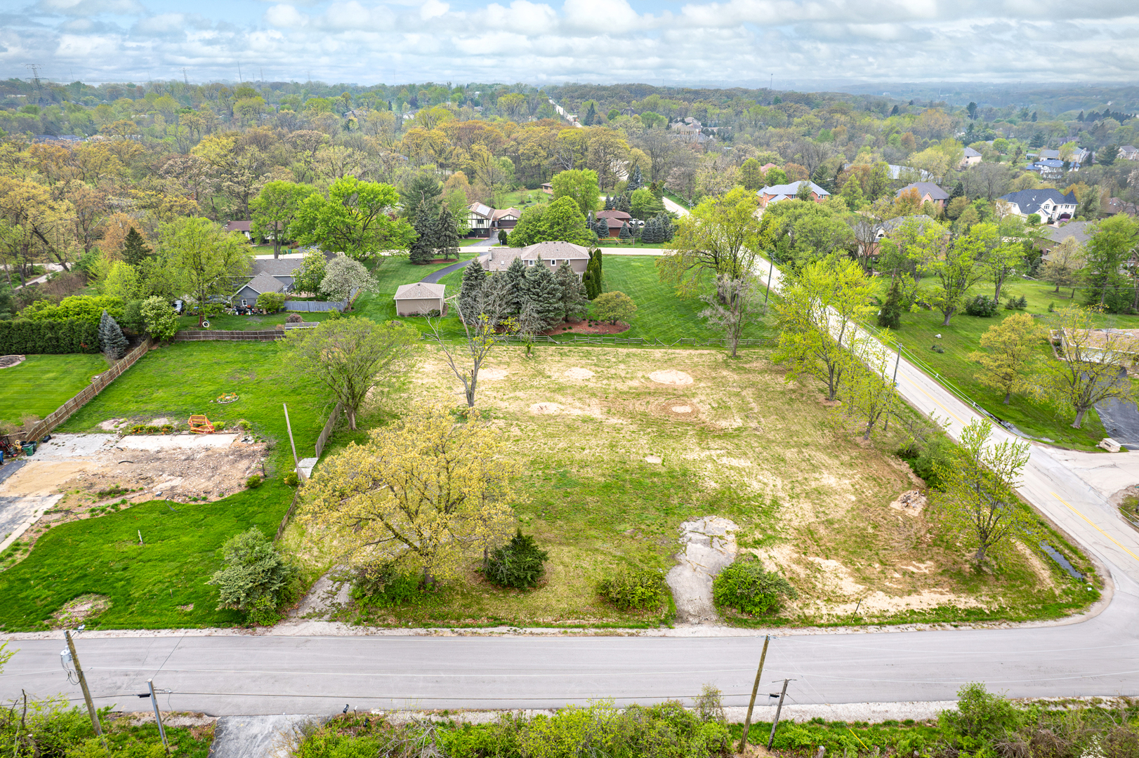main property photo 12