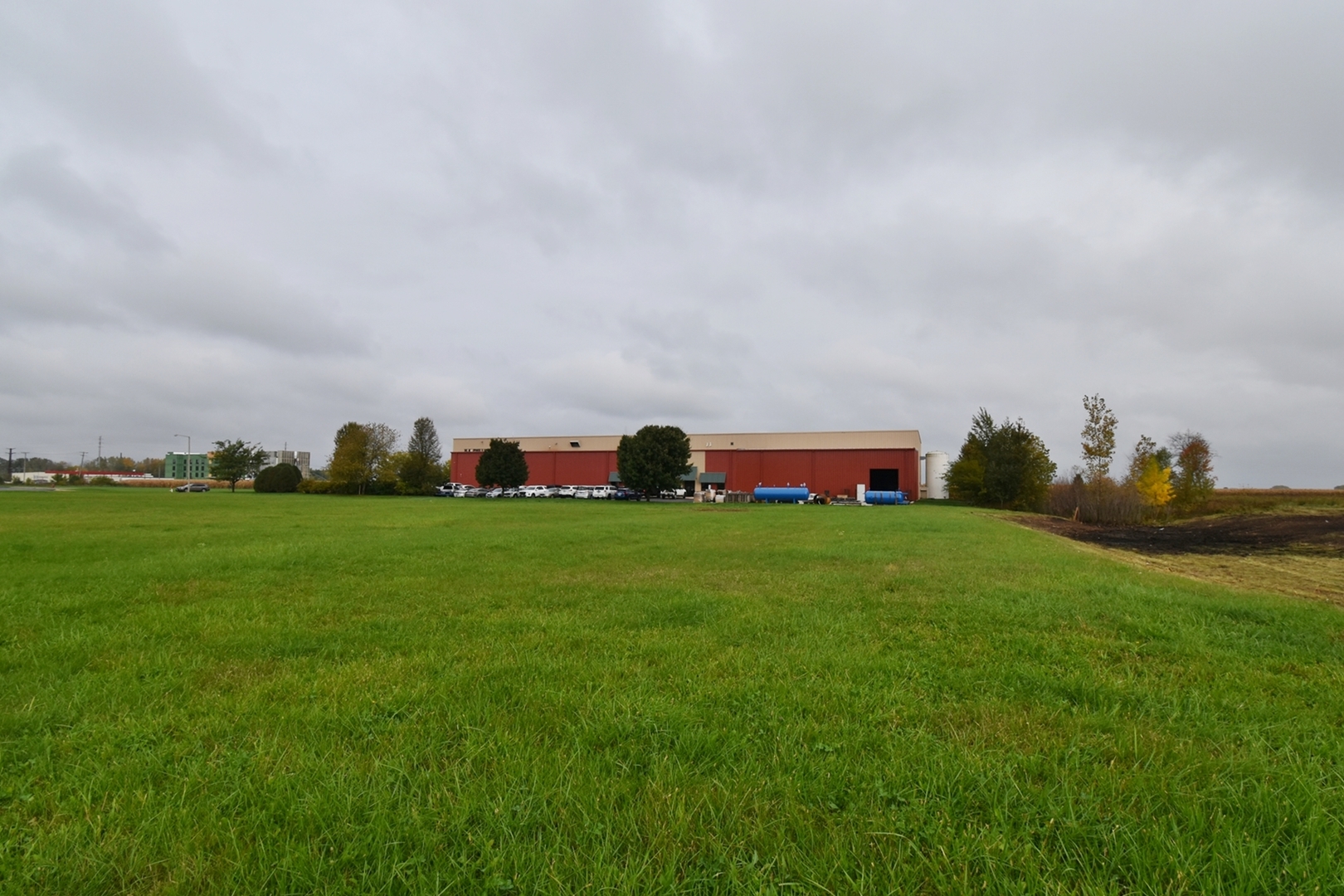 main property photo 11