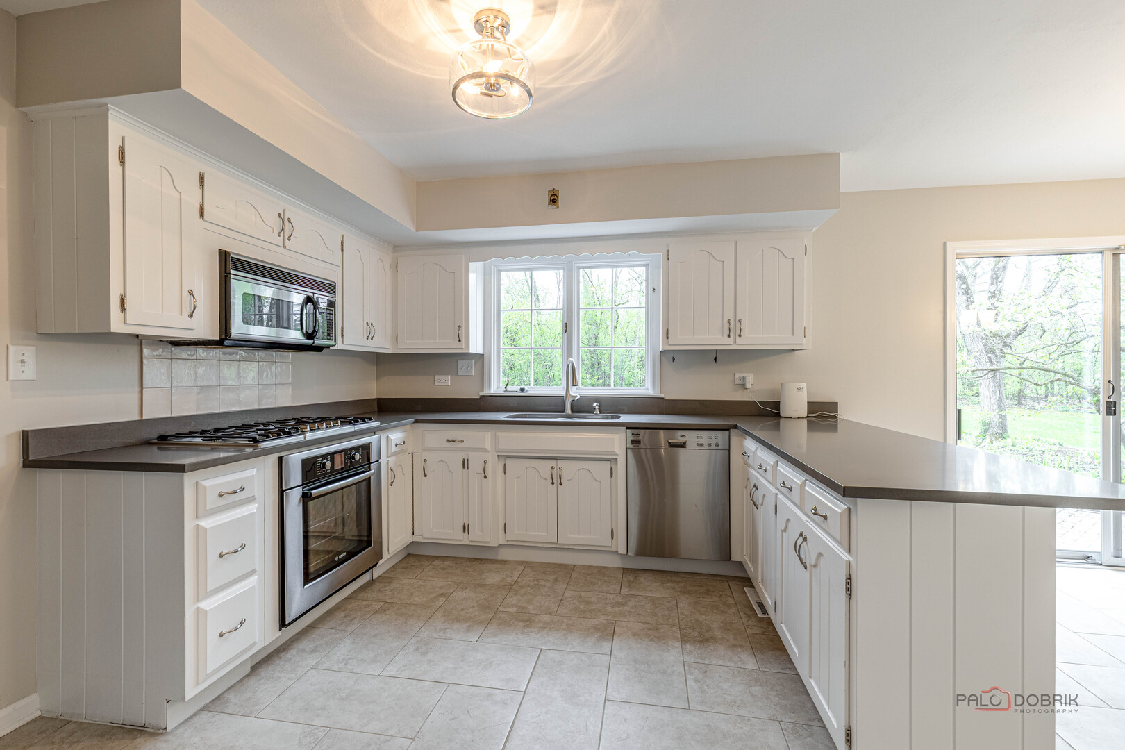 property viewer photo 12