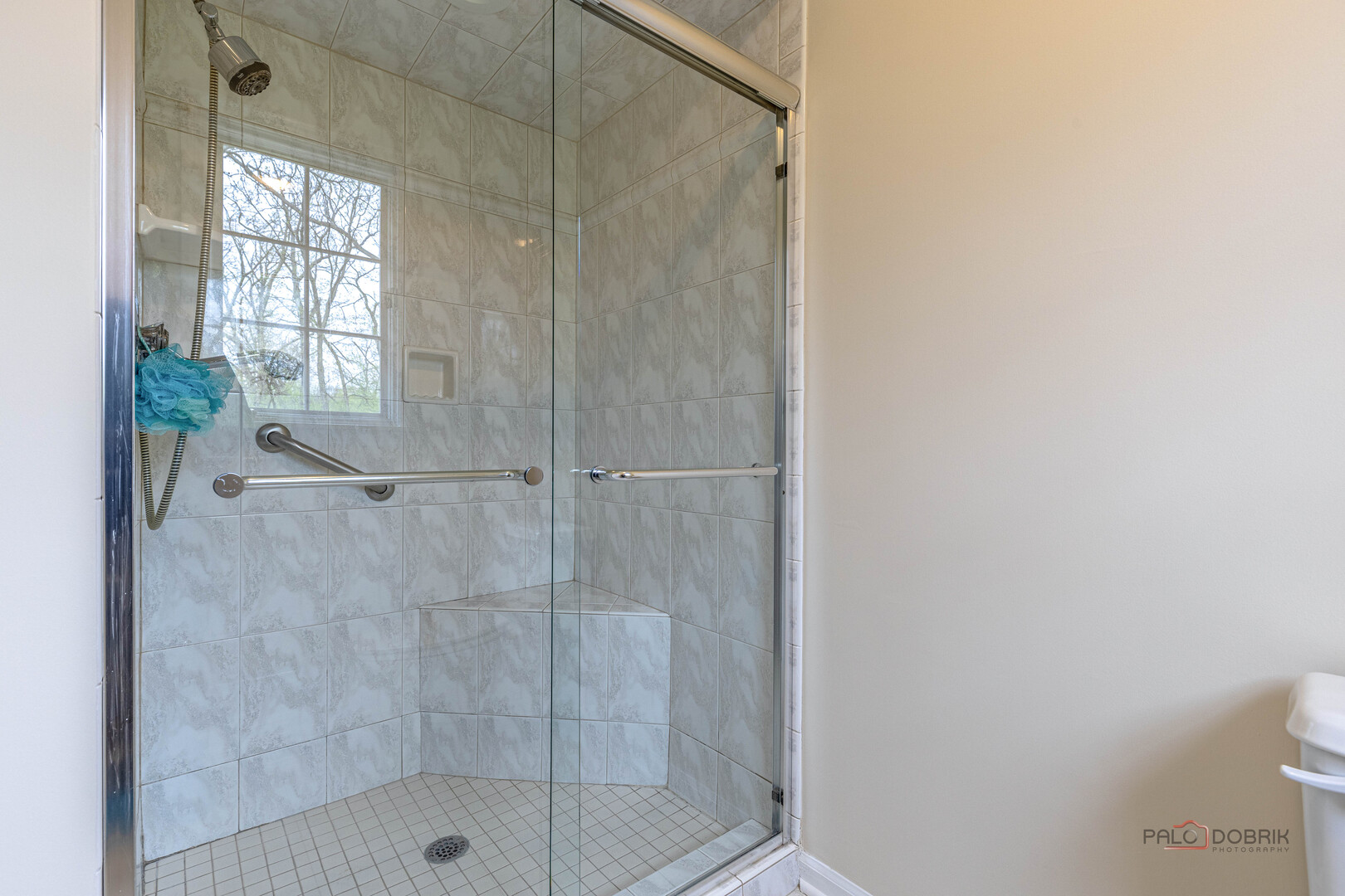 property viewer photo 29