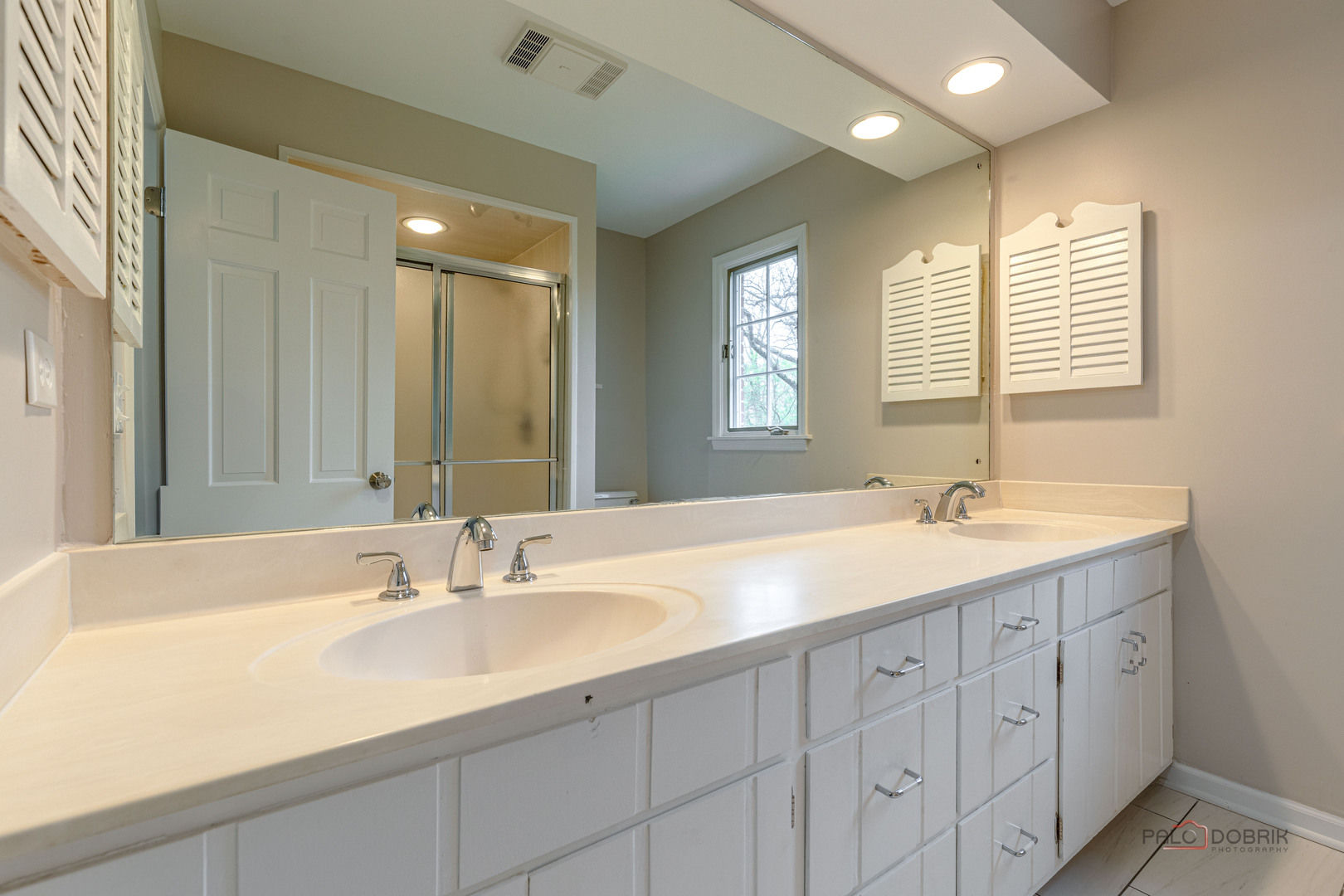 property viewer photo 36