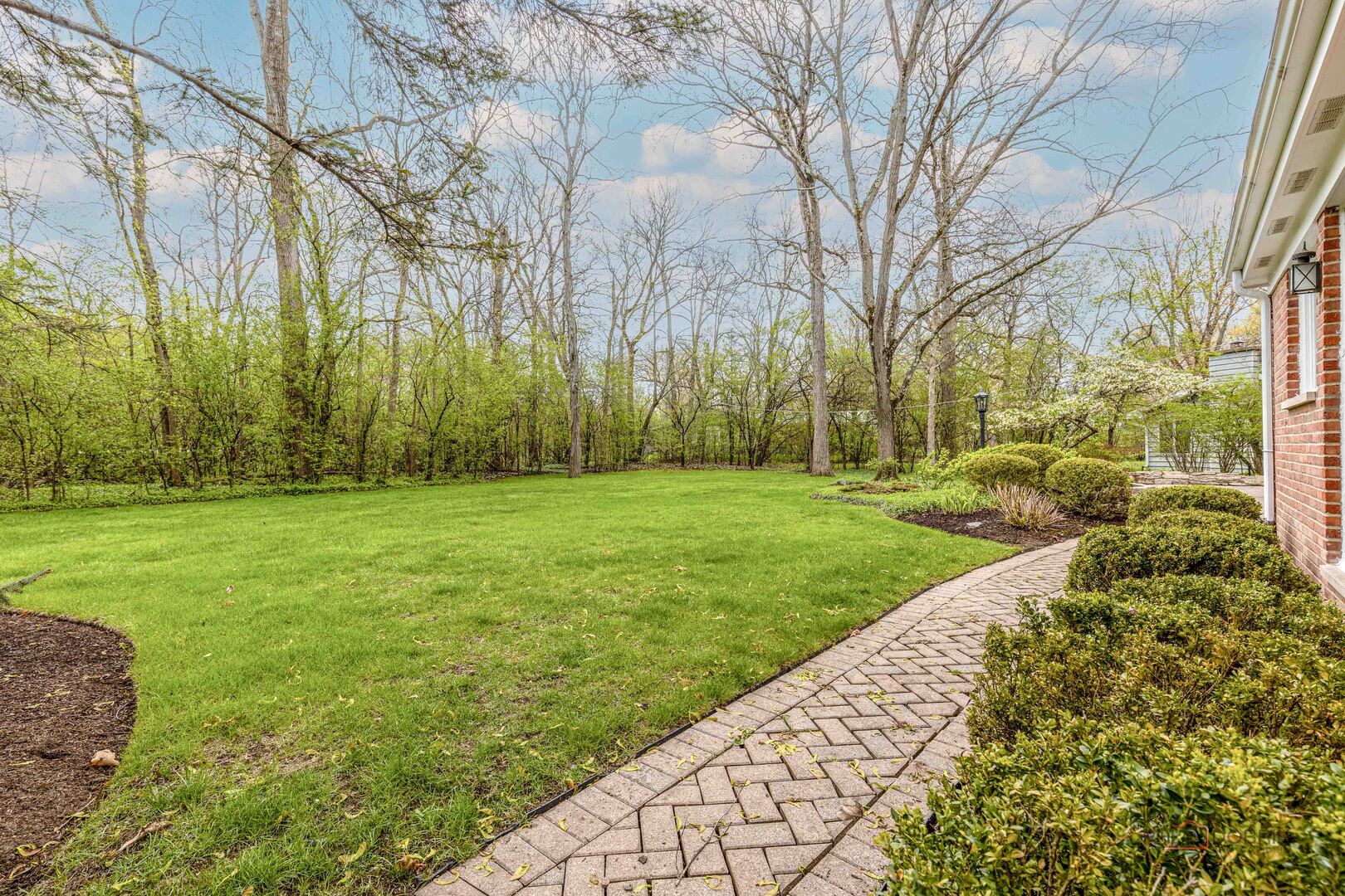 property viewer photo 48