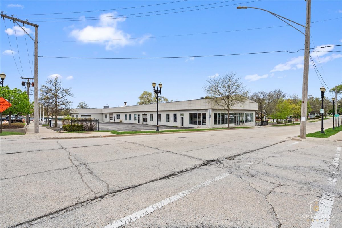 main property photo 47