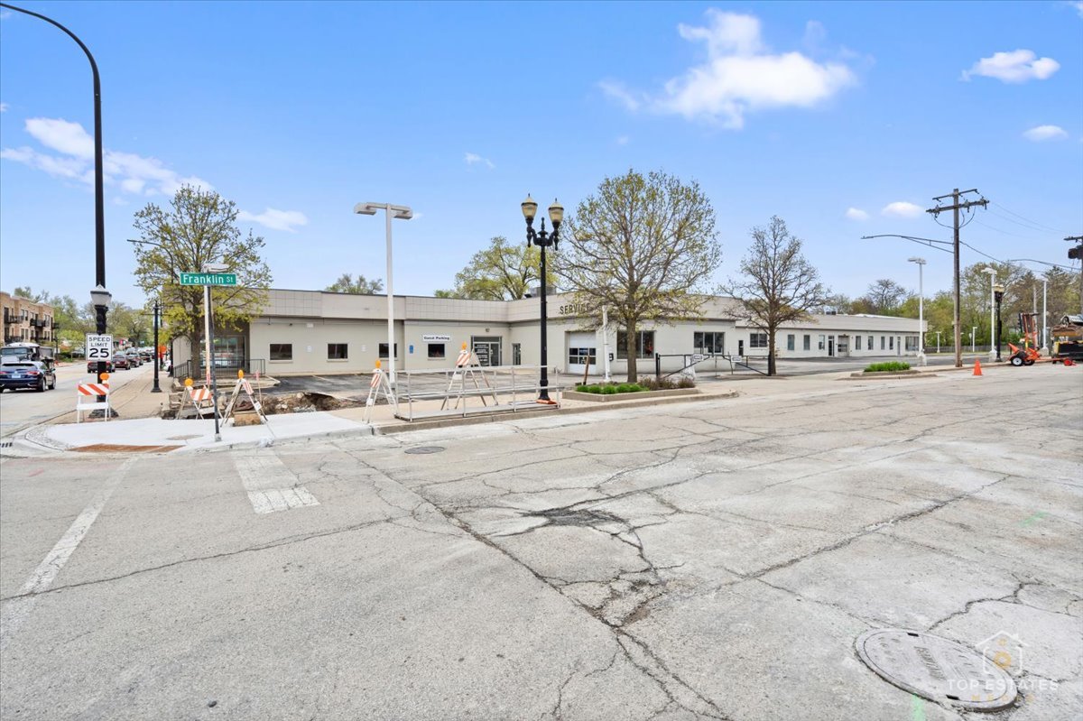 main property photo 49