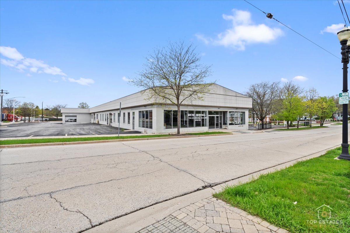 main property photo 50