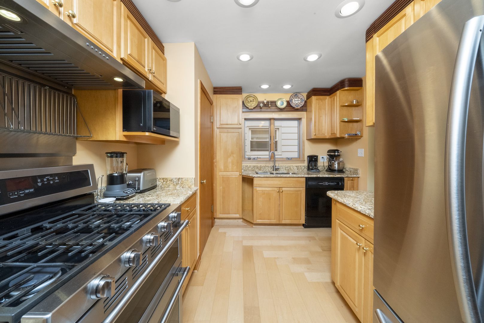 property viewer photo 12