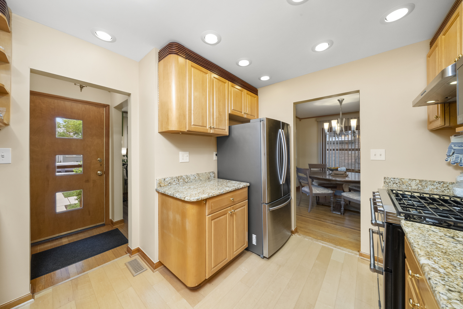 property viewer photo 13