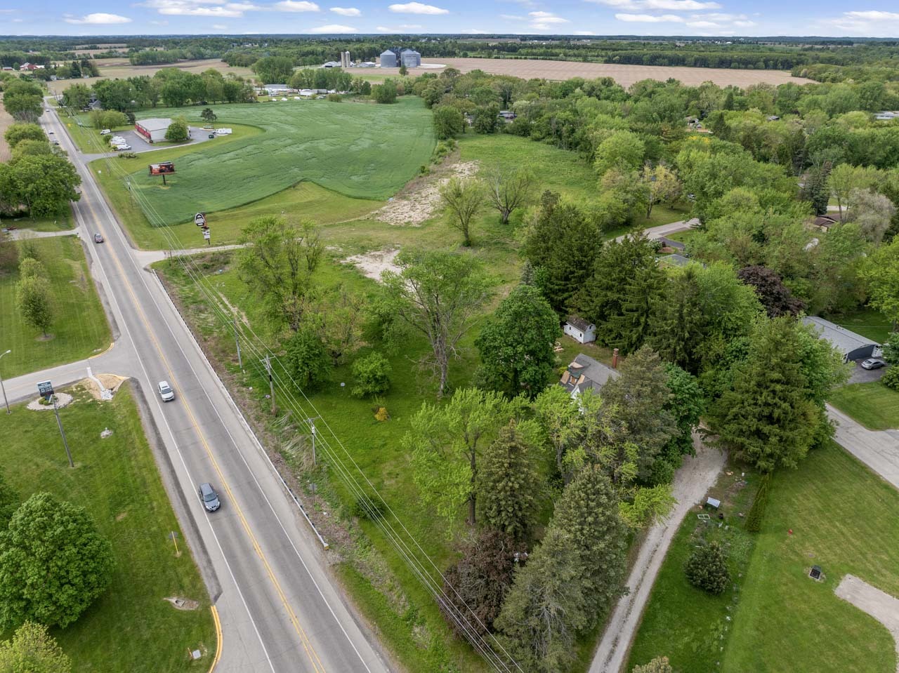 main property photo 5