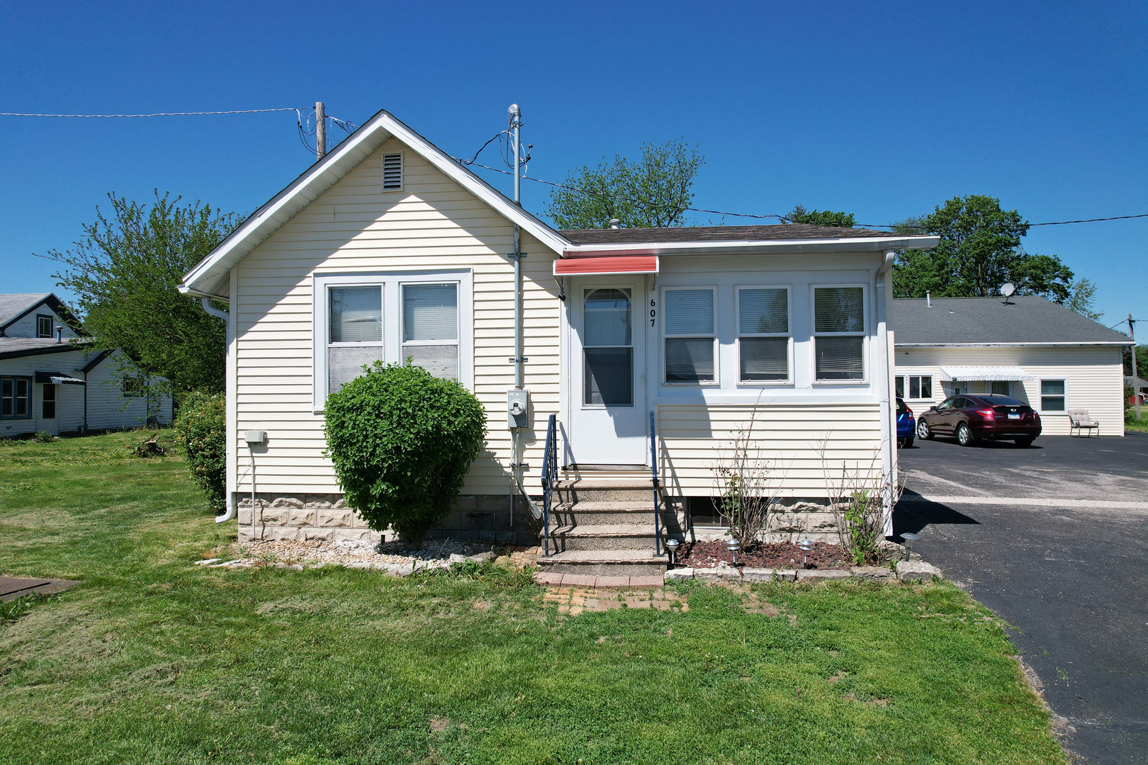 main property photo 3
