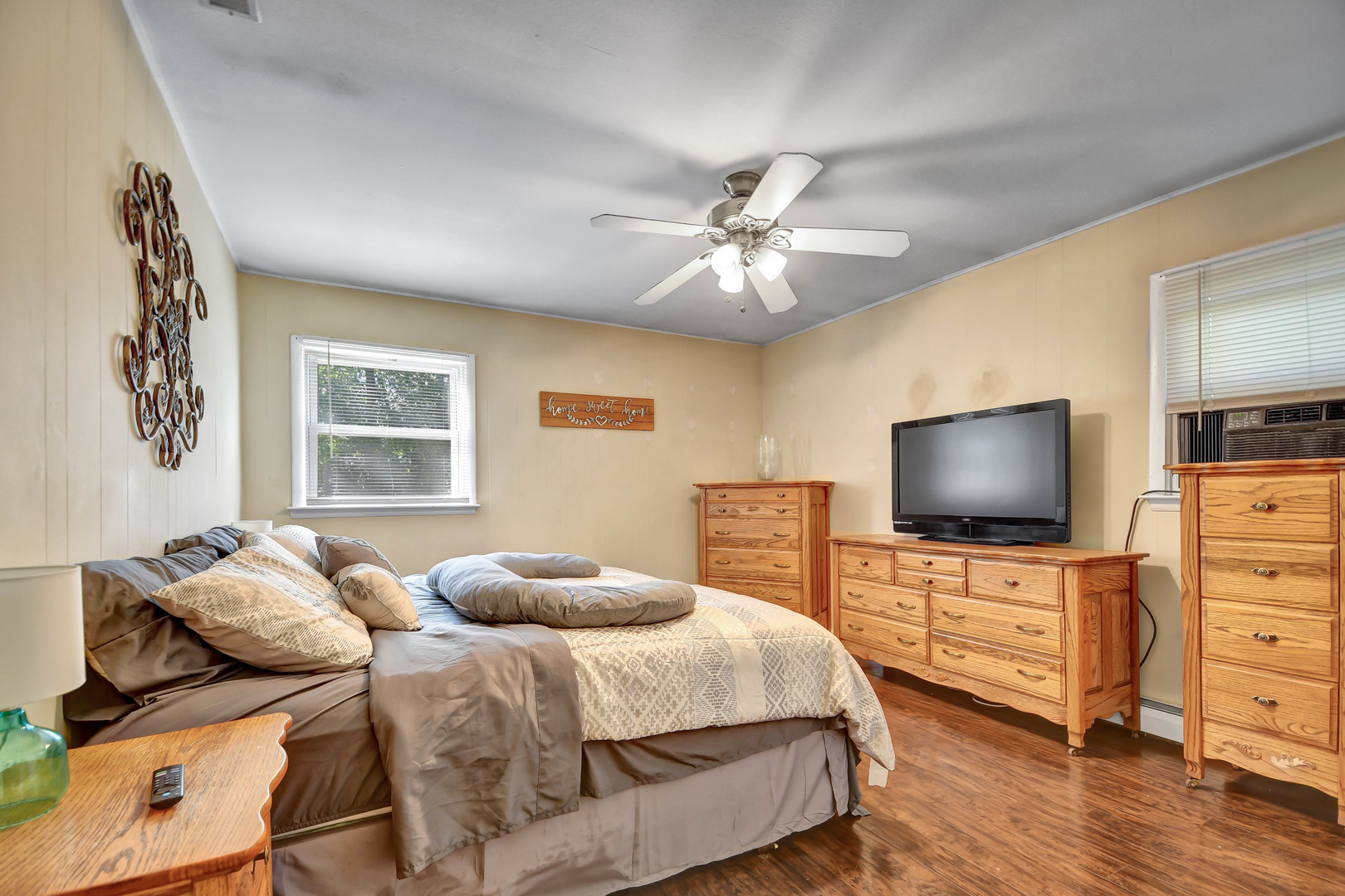 property viewer photo 12