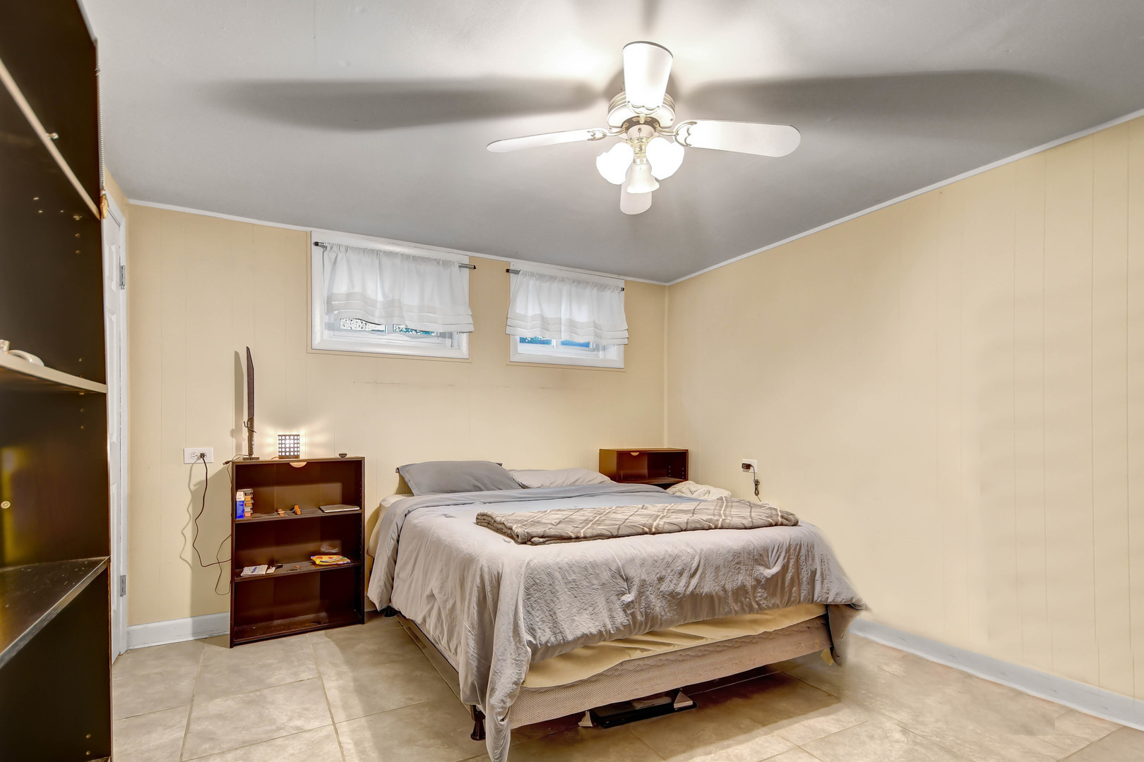 property viewer photo 16