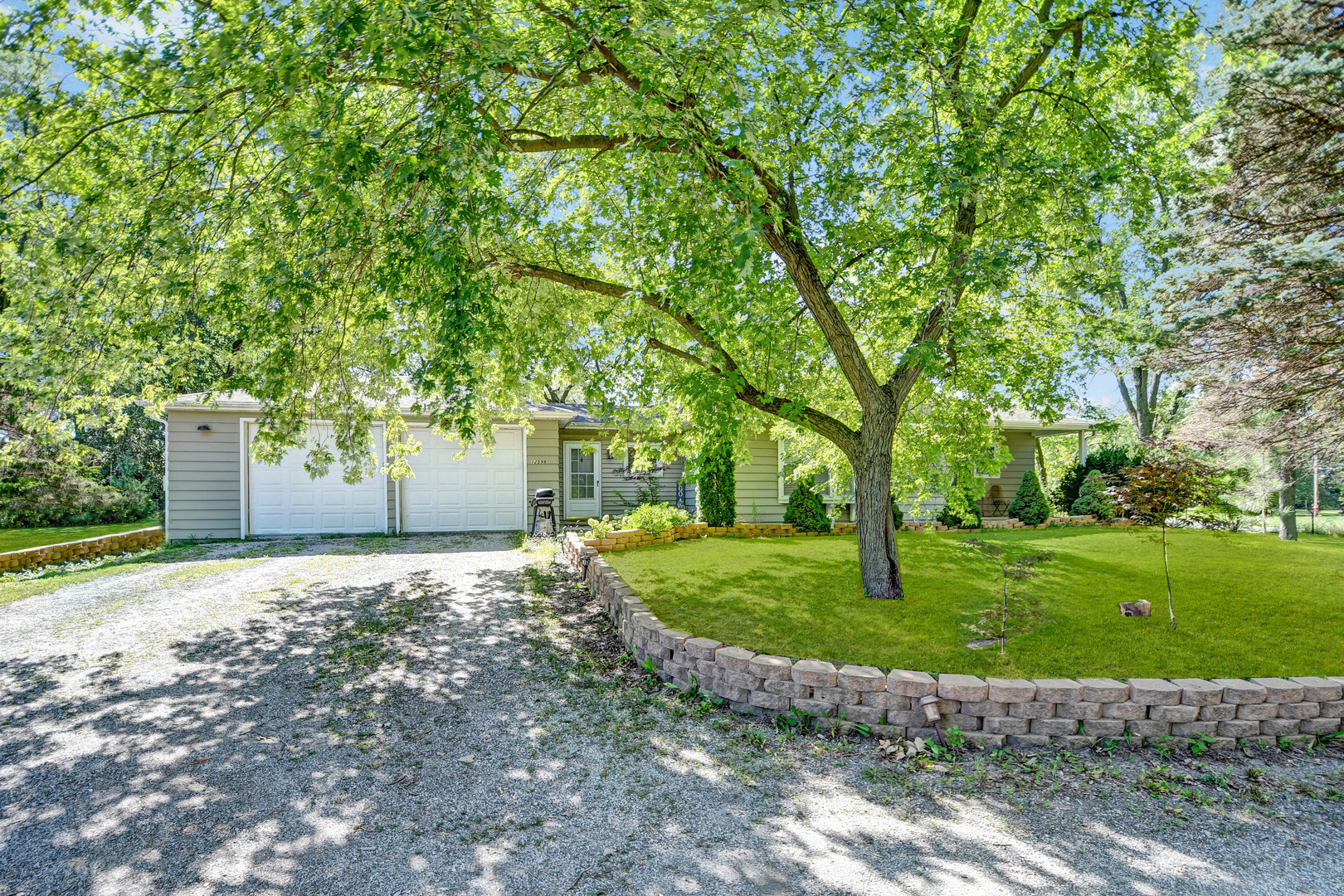 property viewer photo 27
