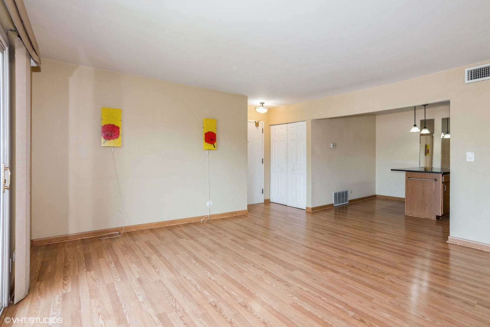 property viewer photo 4