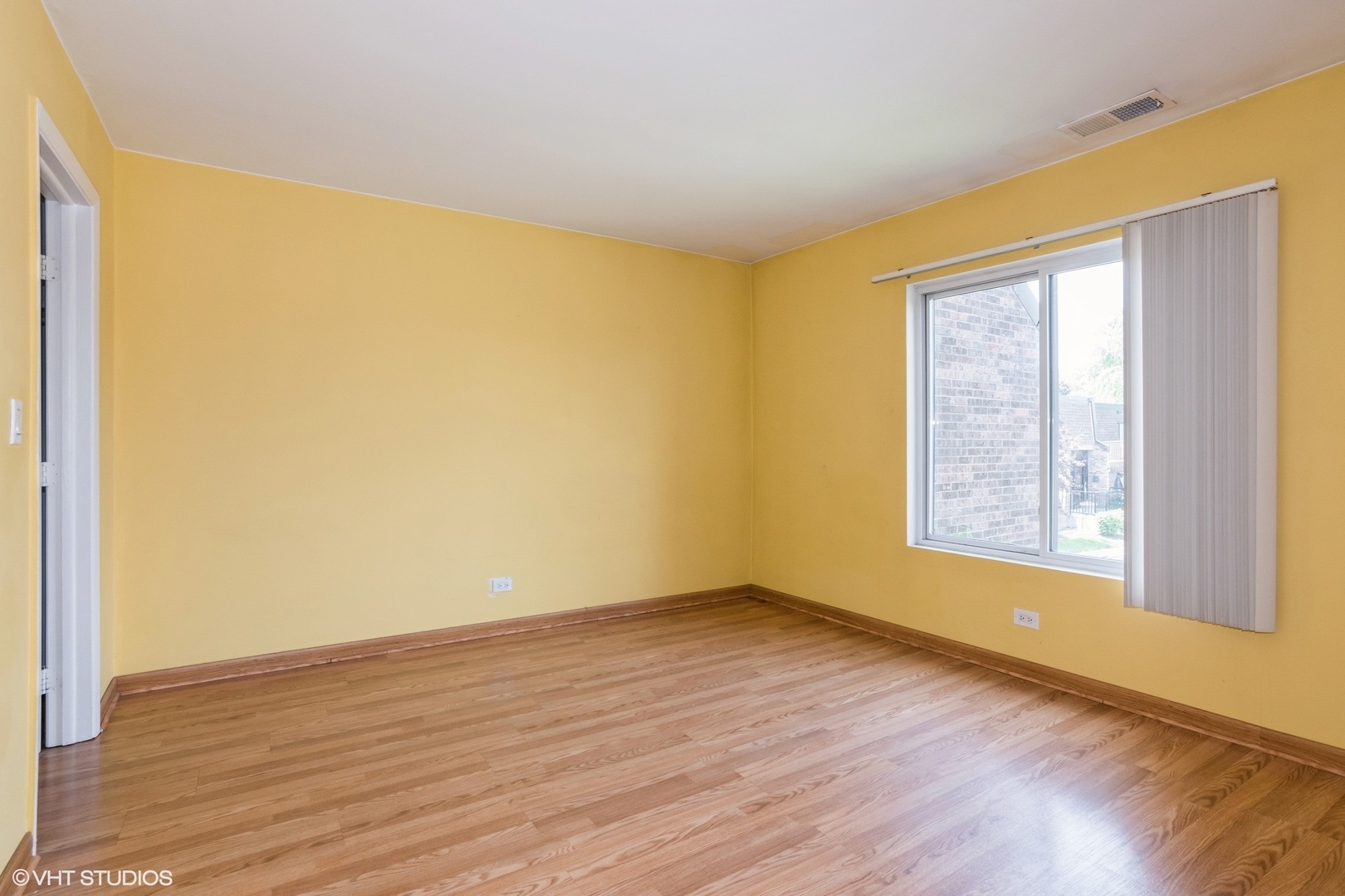 property viewer photo 9