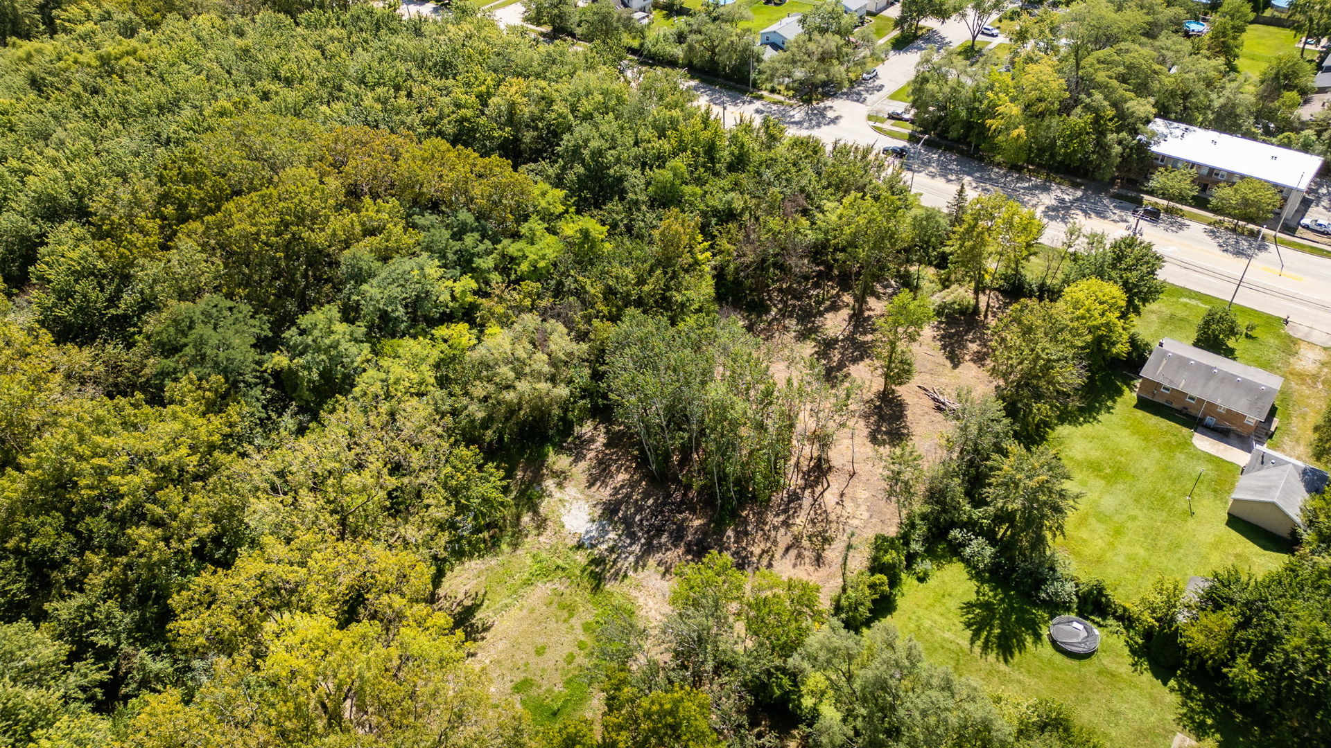 main property photo 16