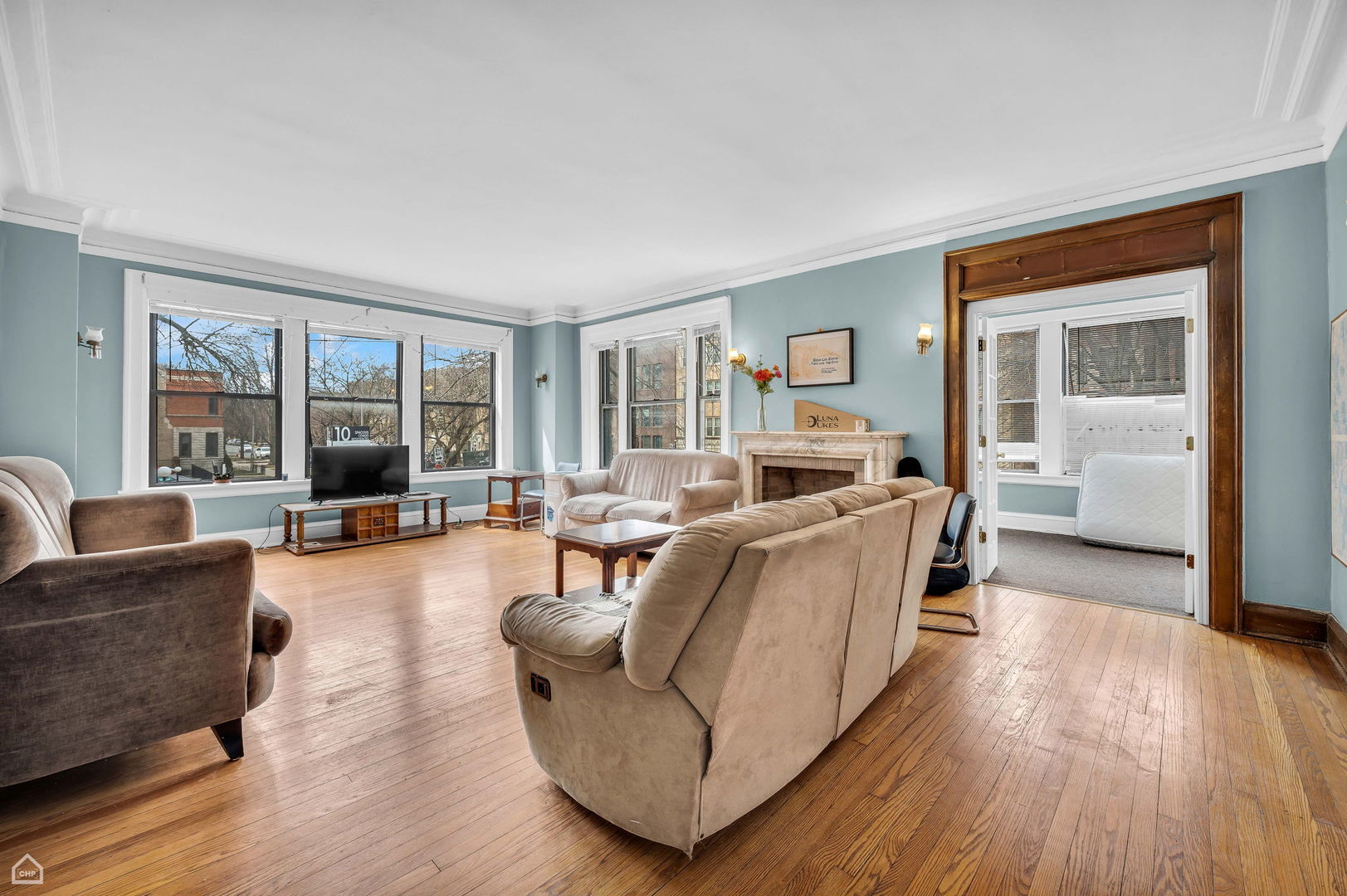 property viewer photo 10