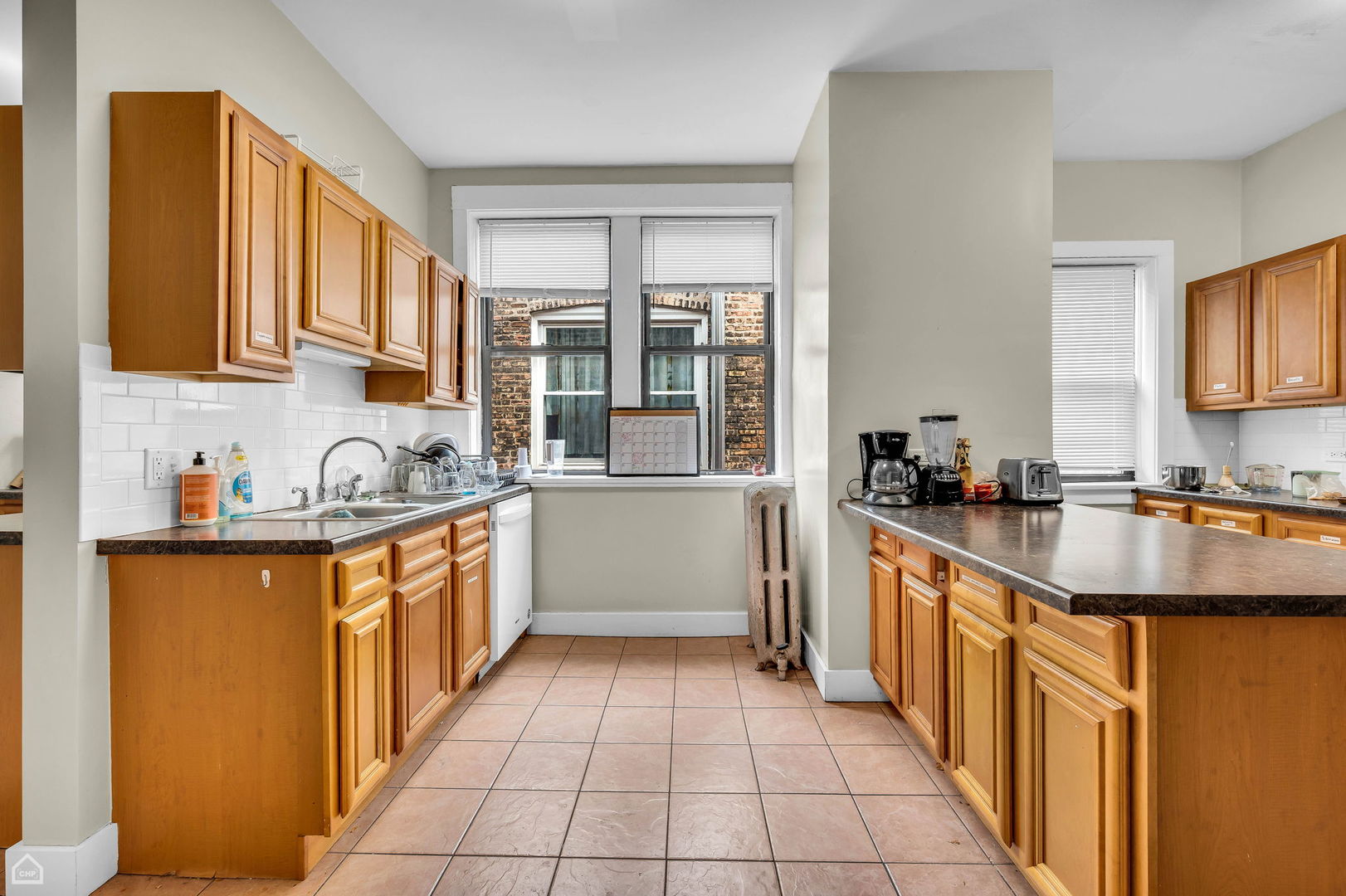 property viewer photo 3