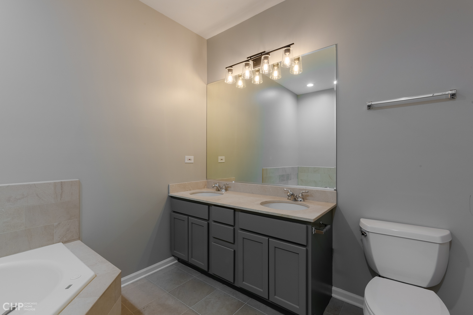 property viewer photo 10