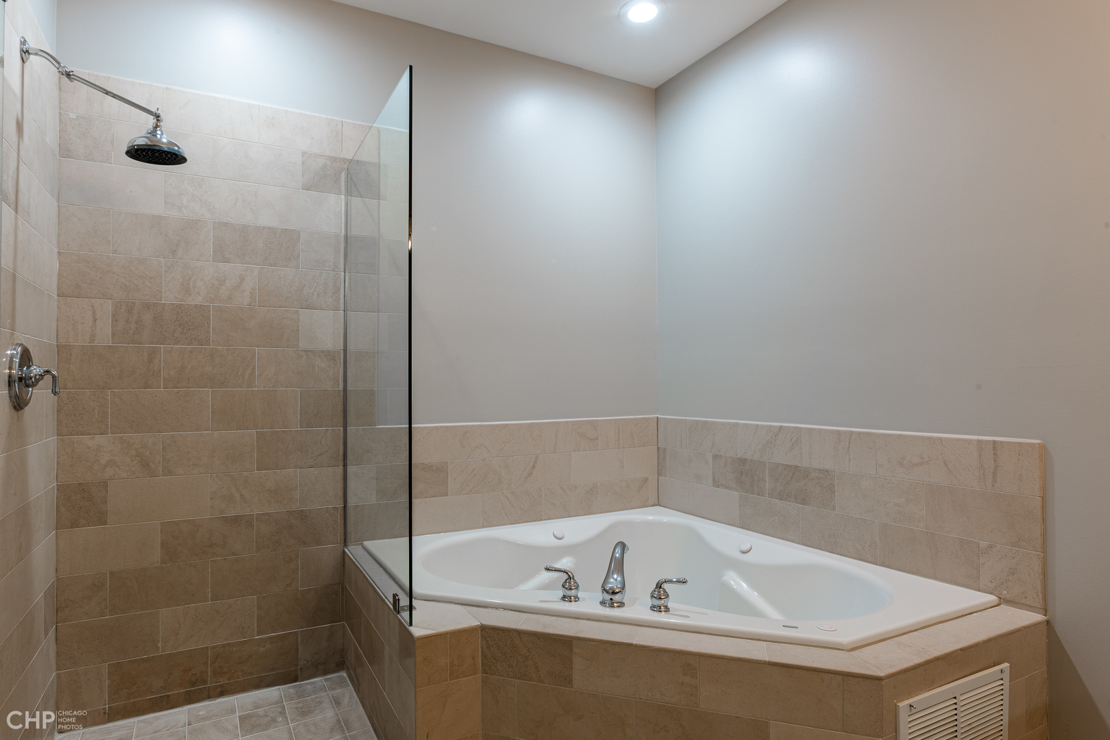 property viewer photo 9