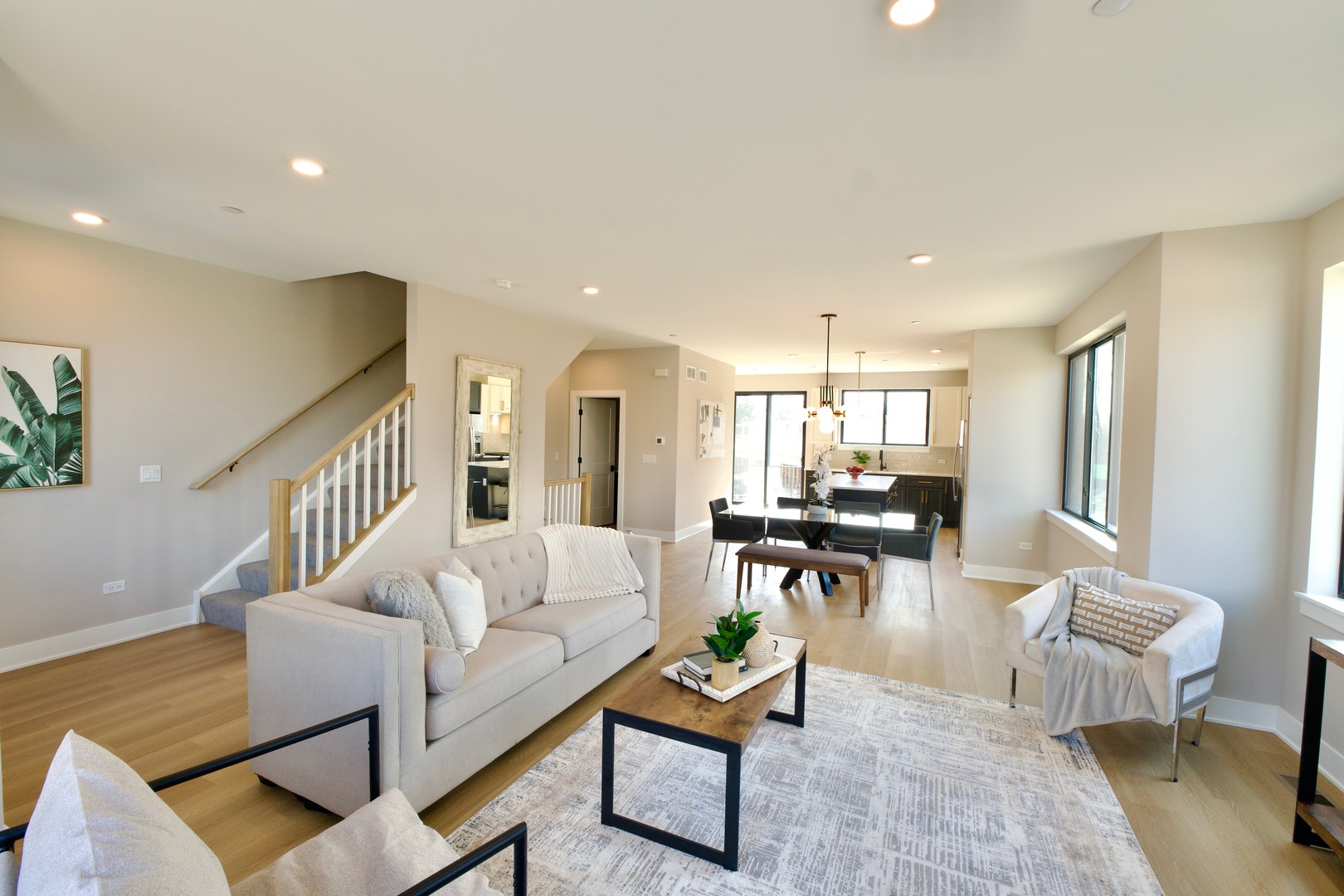 property viewer photo 1