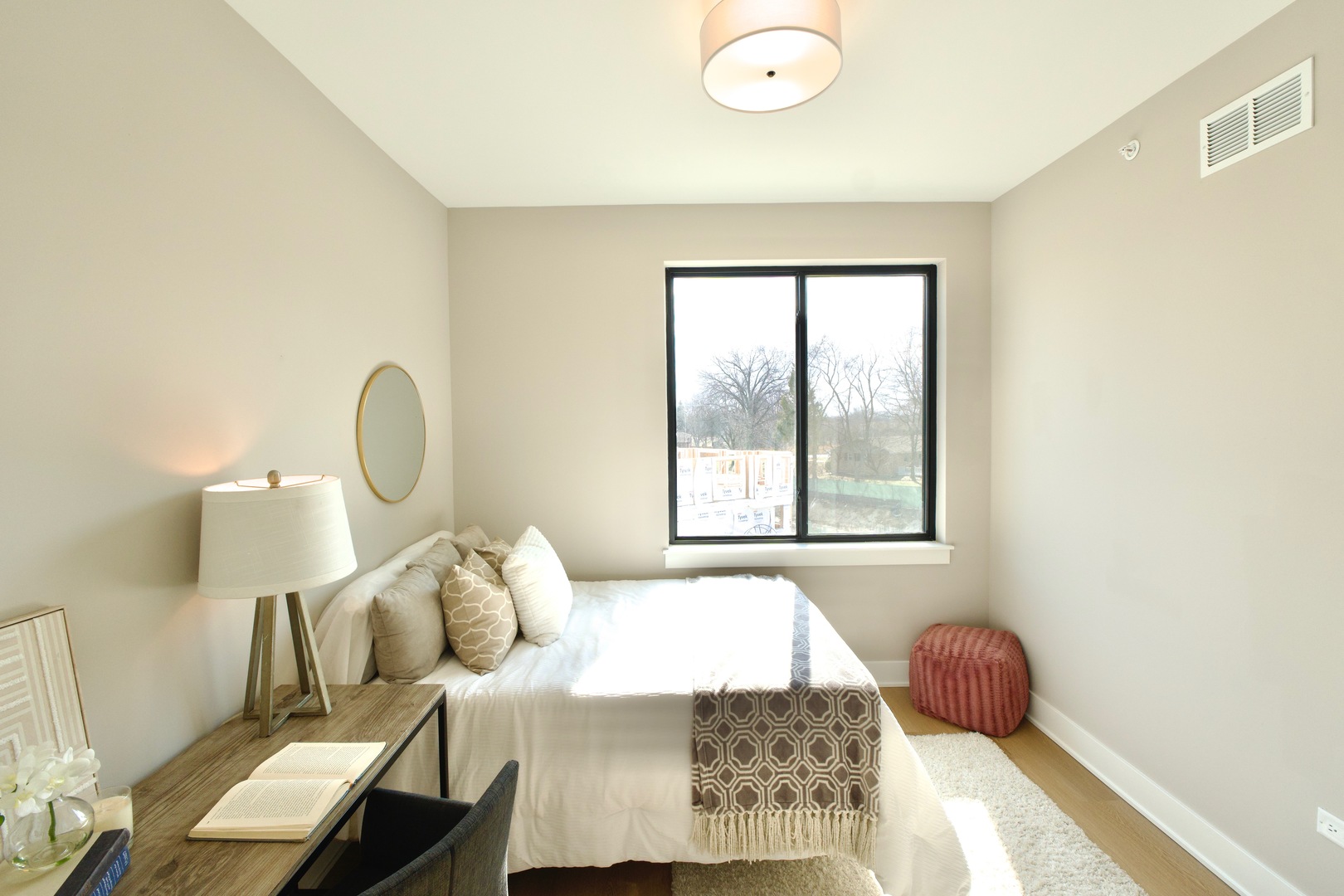 property viewer photo 18