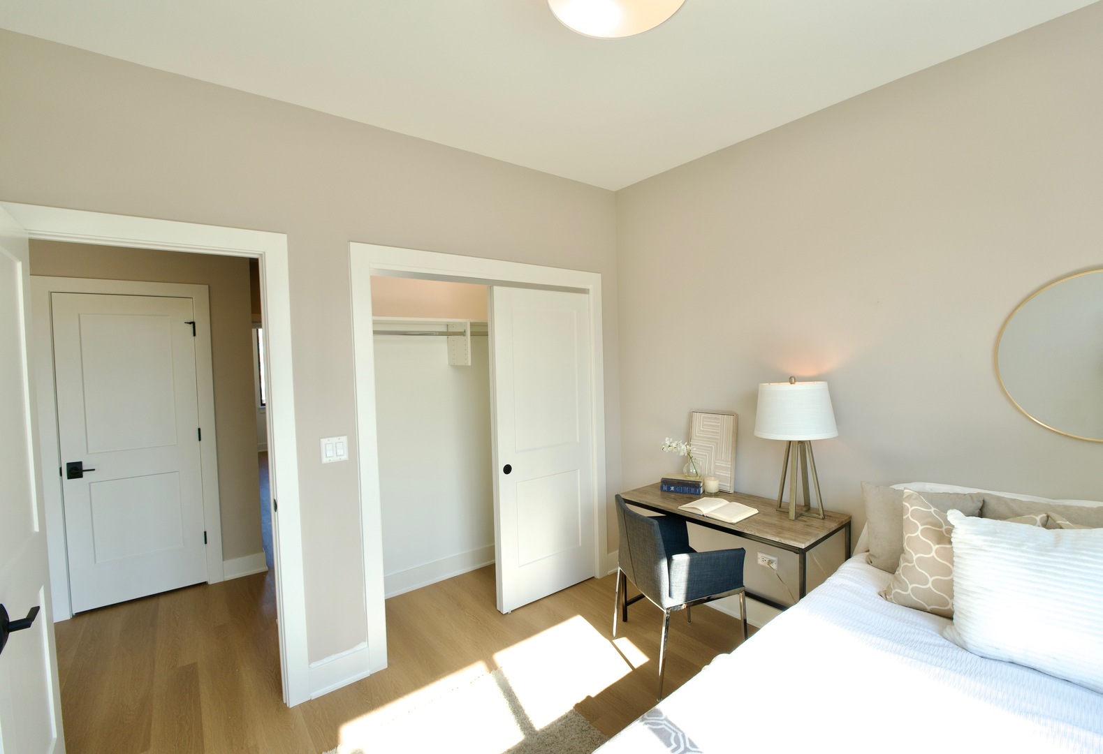 property viewer photo 19