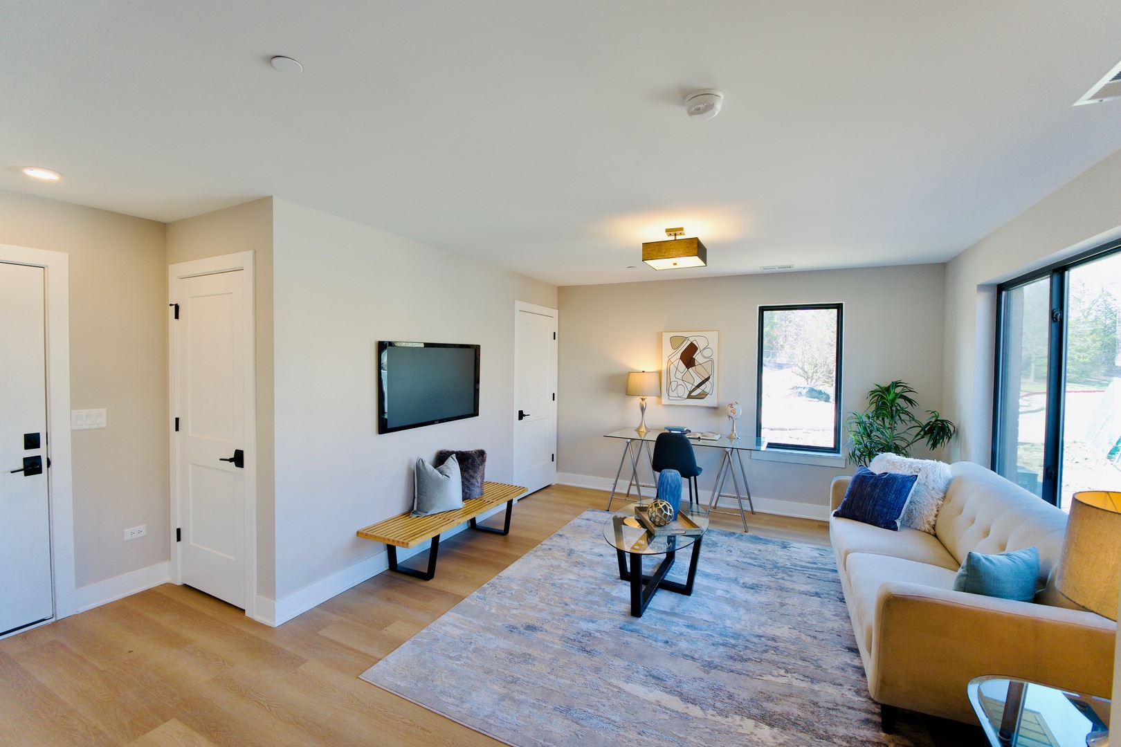 property viewer photo 4