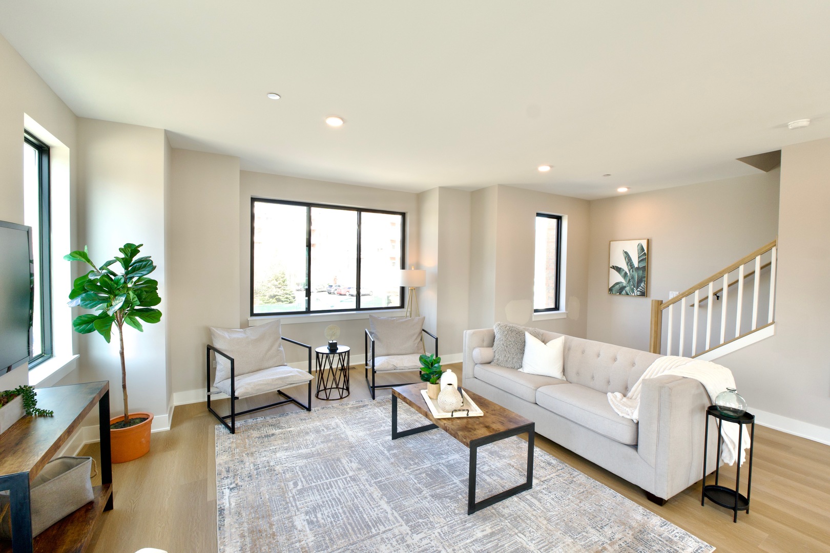 property viewer photo 6