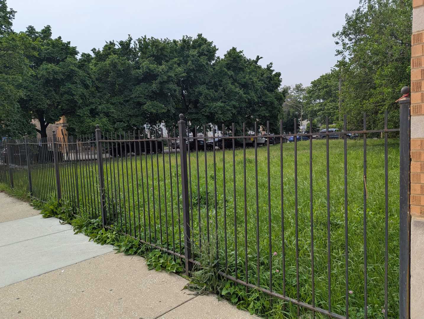 main property photo 8
