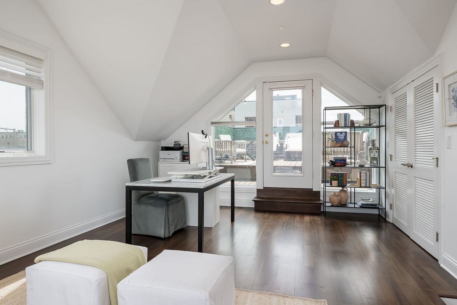 property viewer photo 14