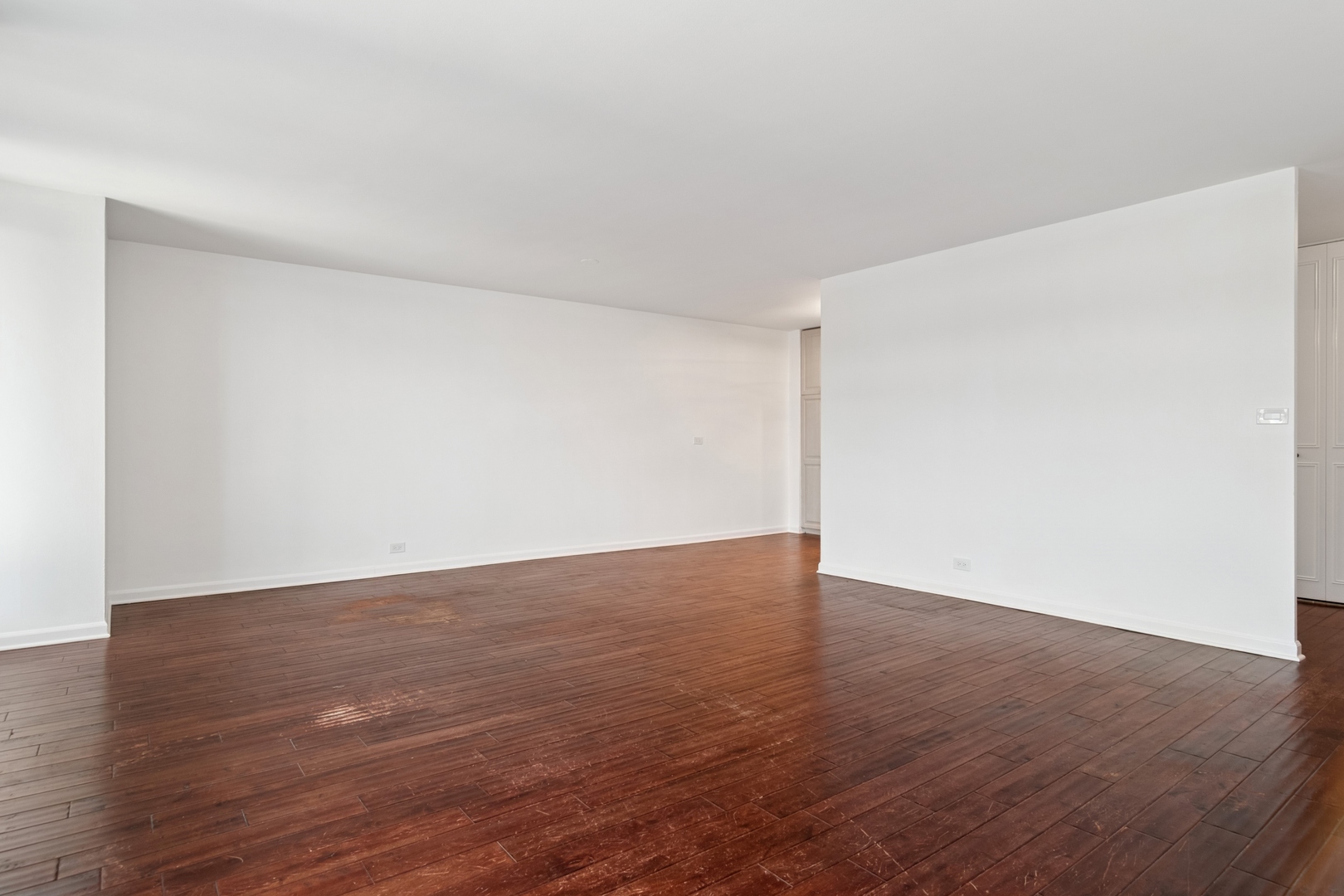 property viewer photo 11