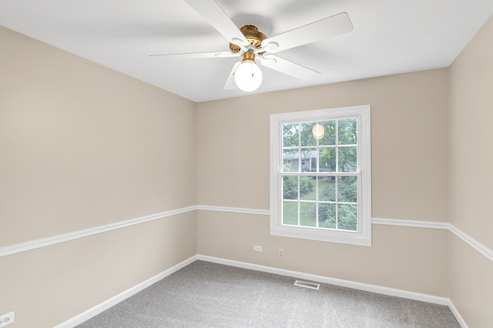 property viewer photo 20