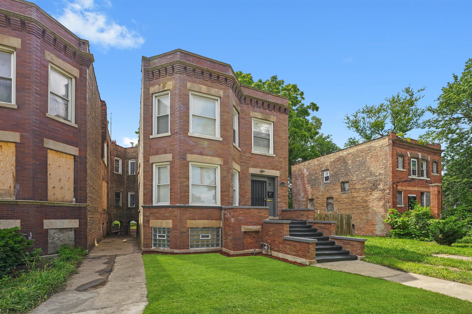 property viewer photo 23
