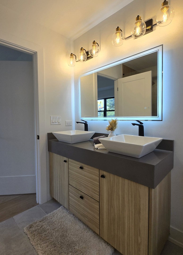 property viewer photo 22