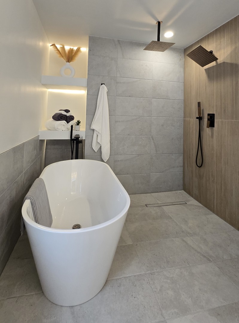 property viewer photo 26