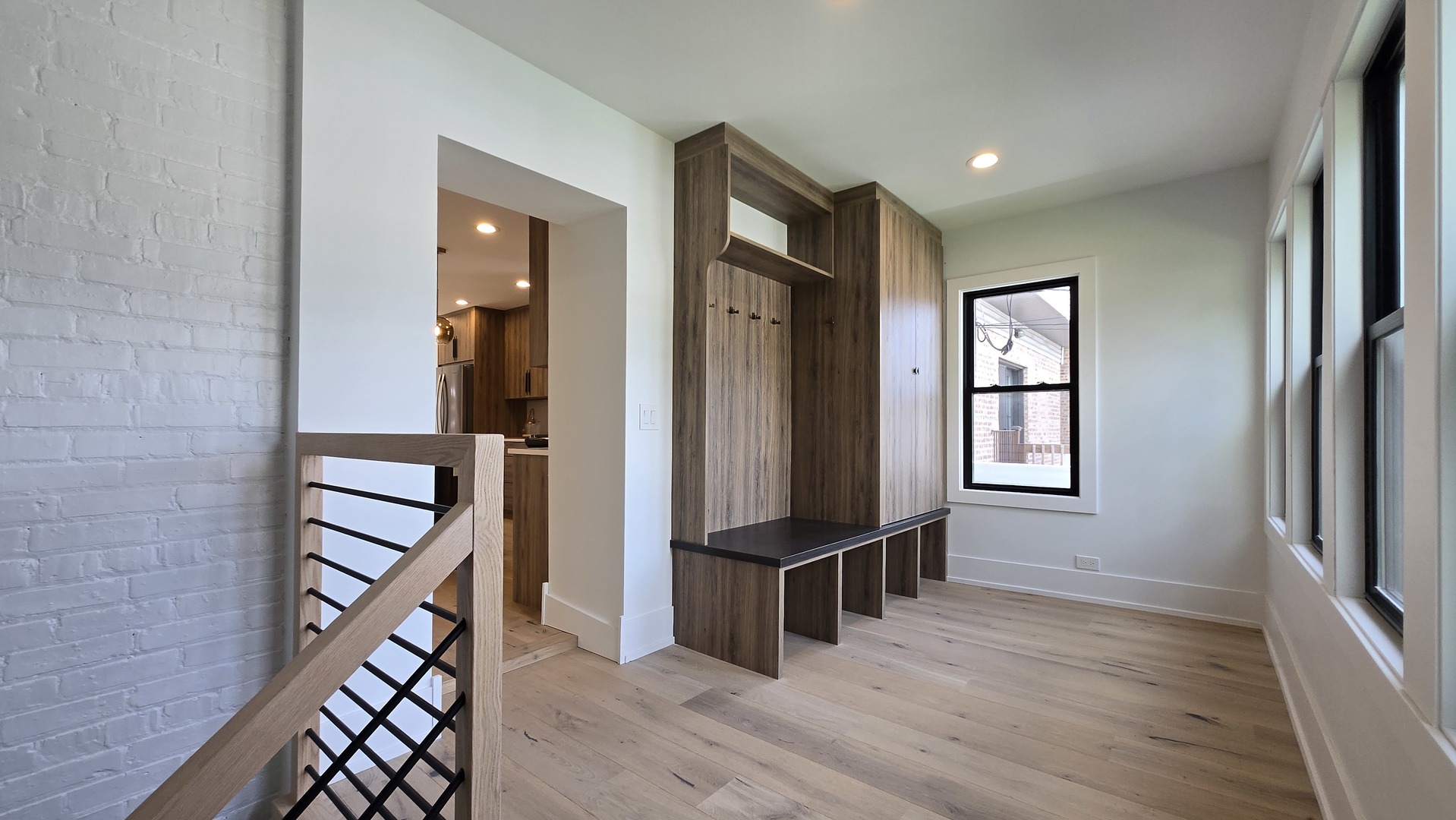 property viewer photo 30