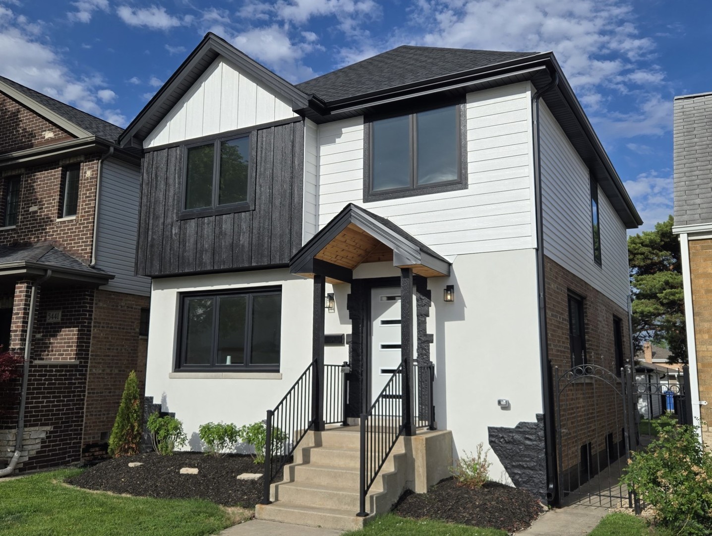 property viewer photo 41