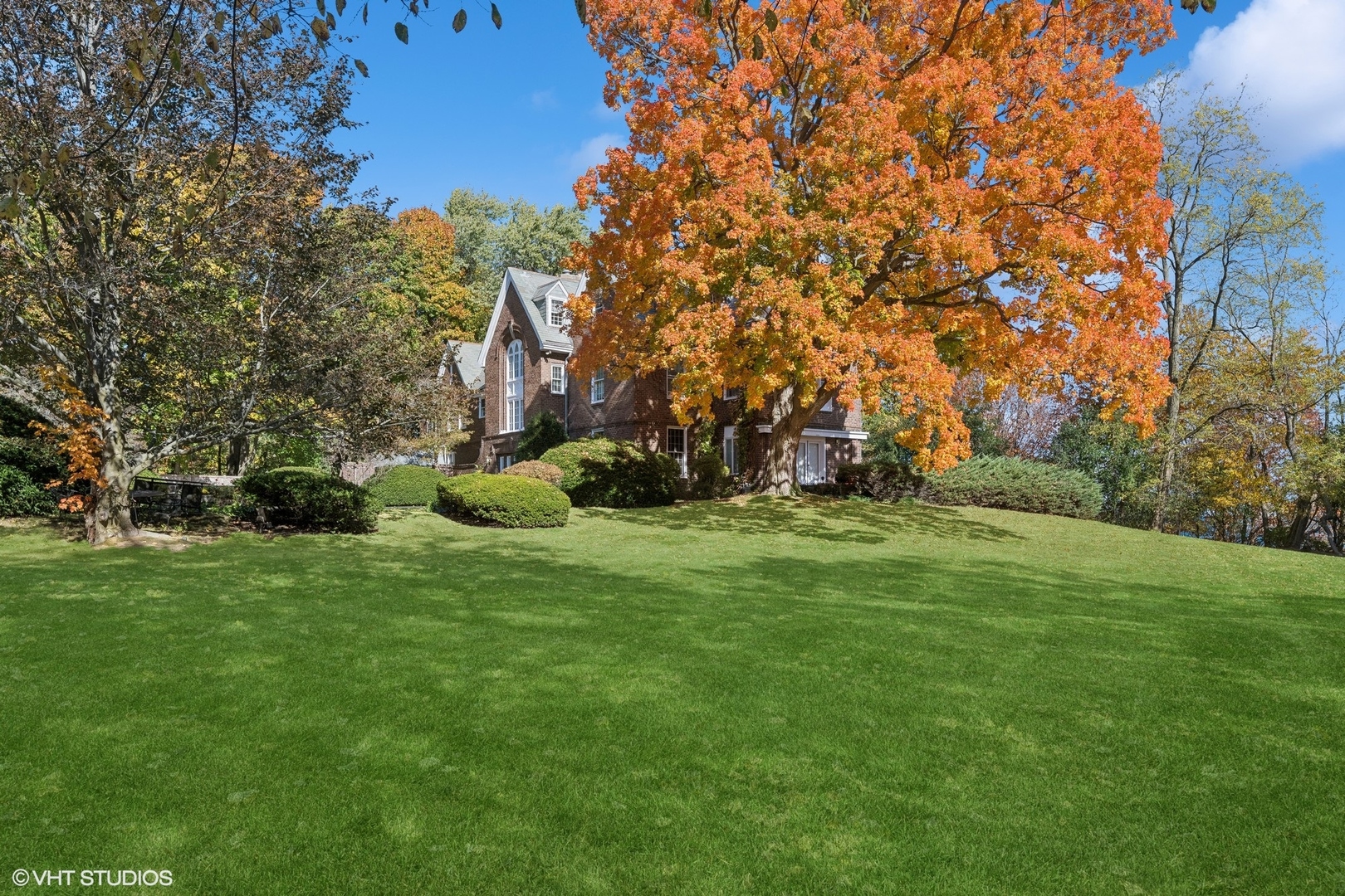 property viewer photo 25