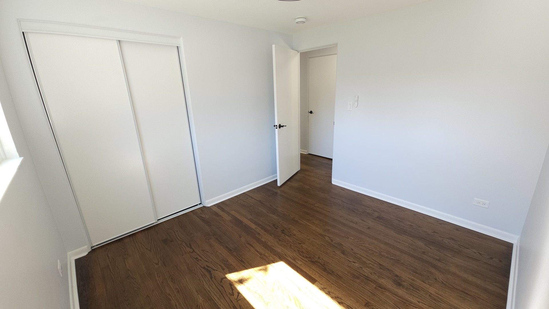 property viewer photo 13