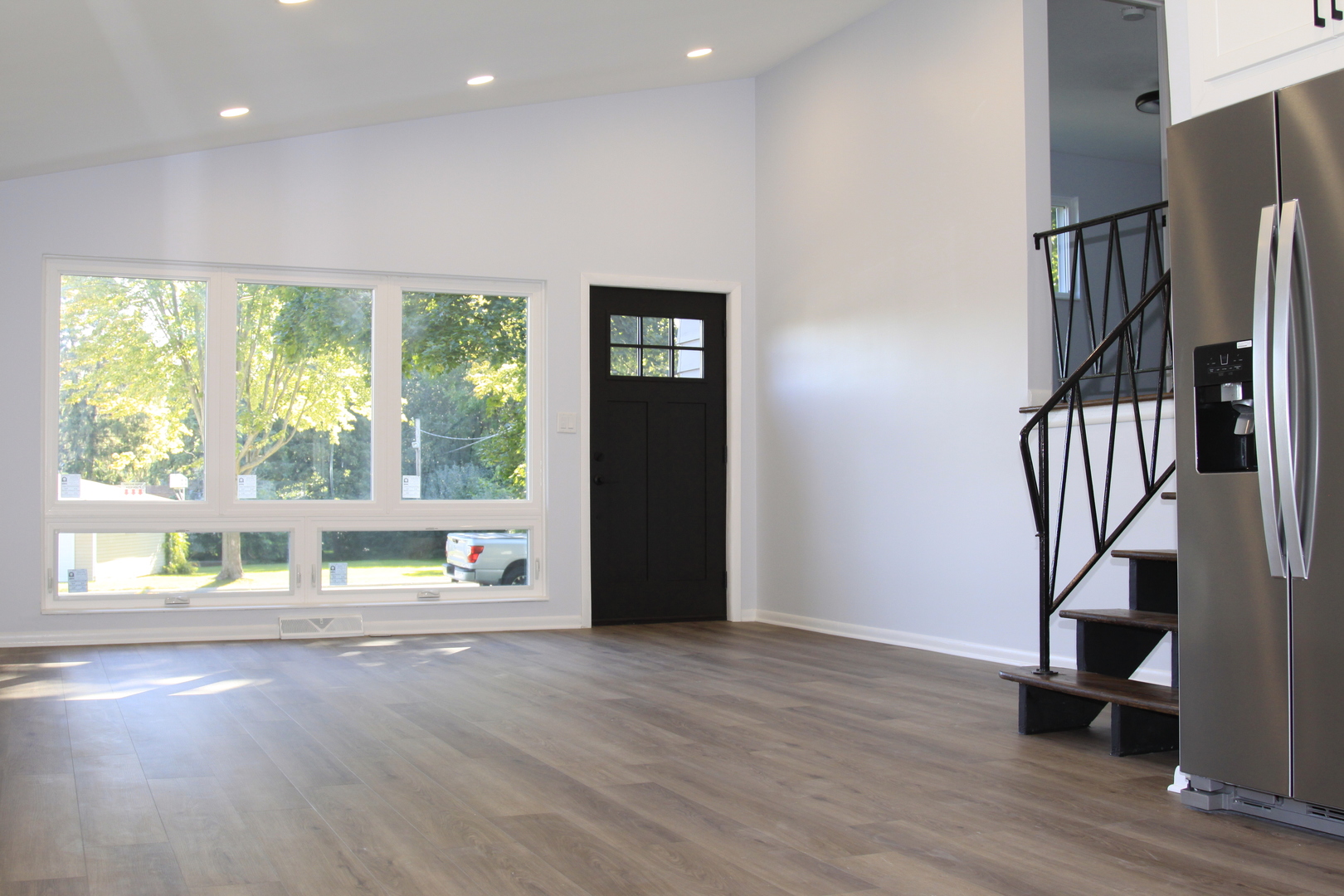 property viewer photo 6